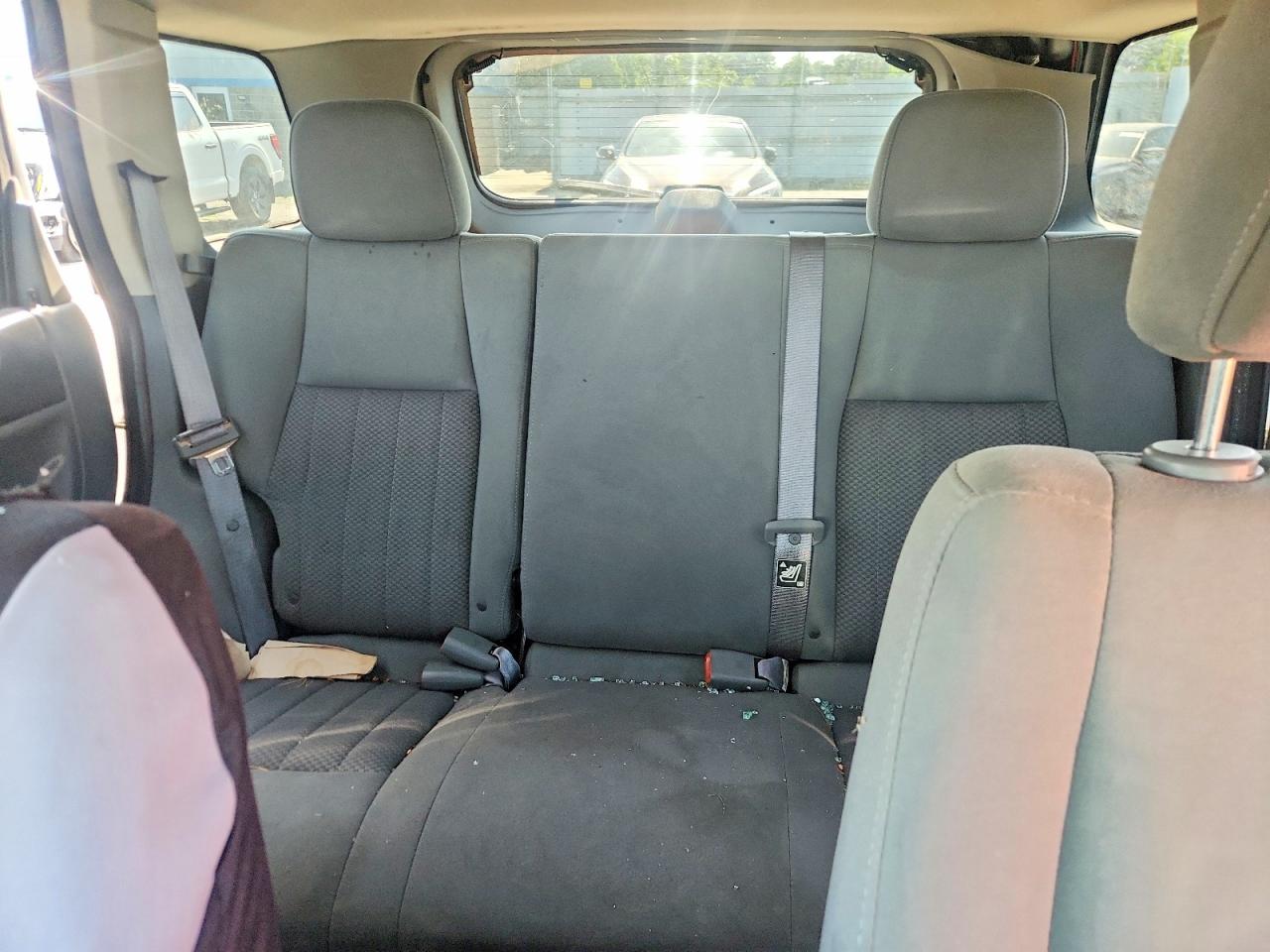 2006 Jeep Grand Cherokee Laredo Gray vin: 1J4GR48K06C311754