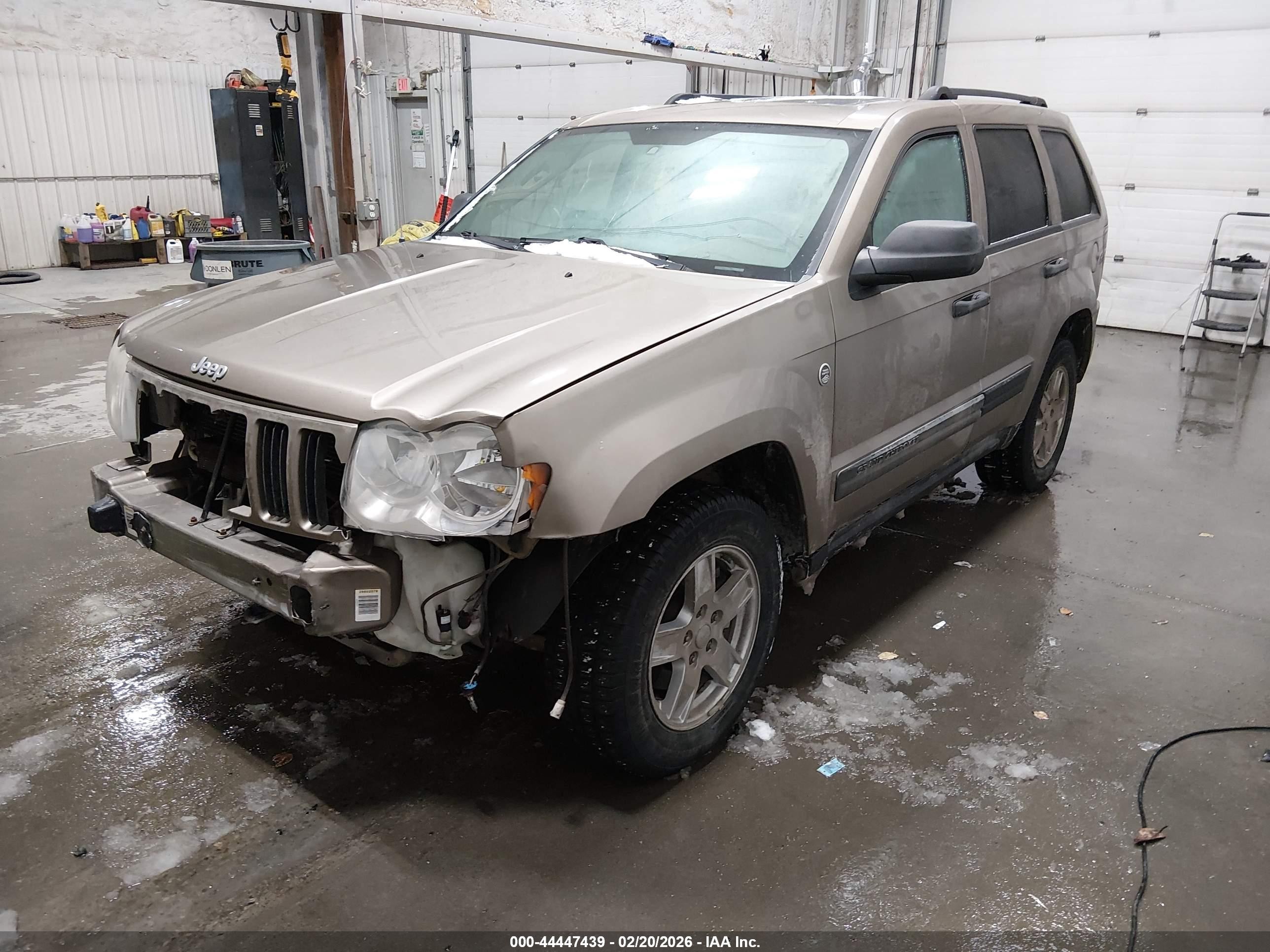 2005 Jeep Grand Cherokee Laredo Tan vin: 1J4GR48K15C707299