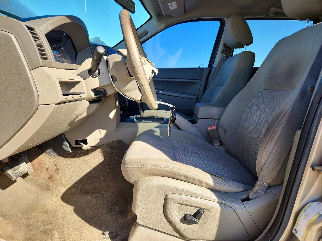 2006 Jeep Grand Cherokee Laredo/columbia/freedom Tan vin: 1J4GR48K16C286900