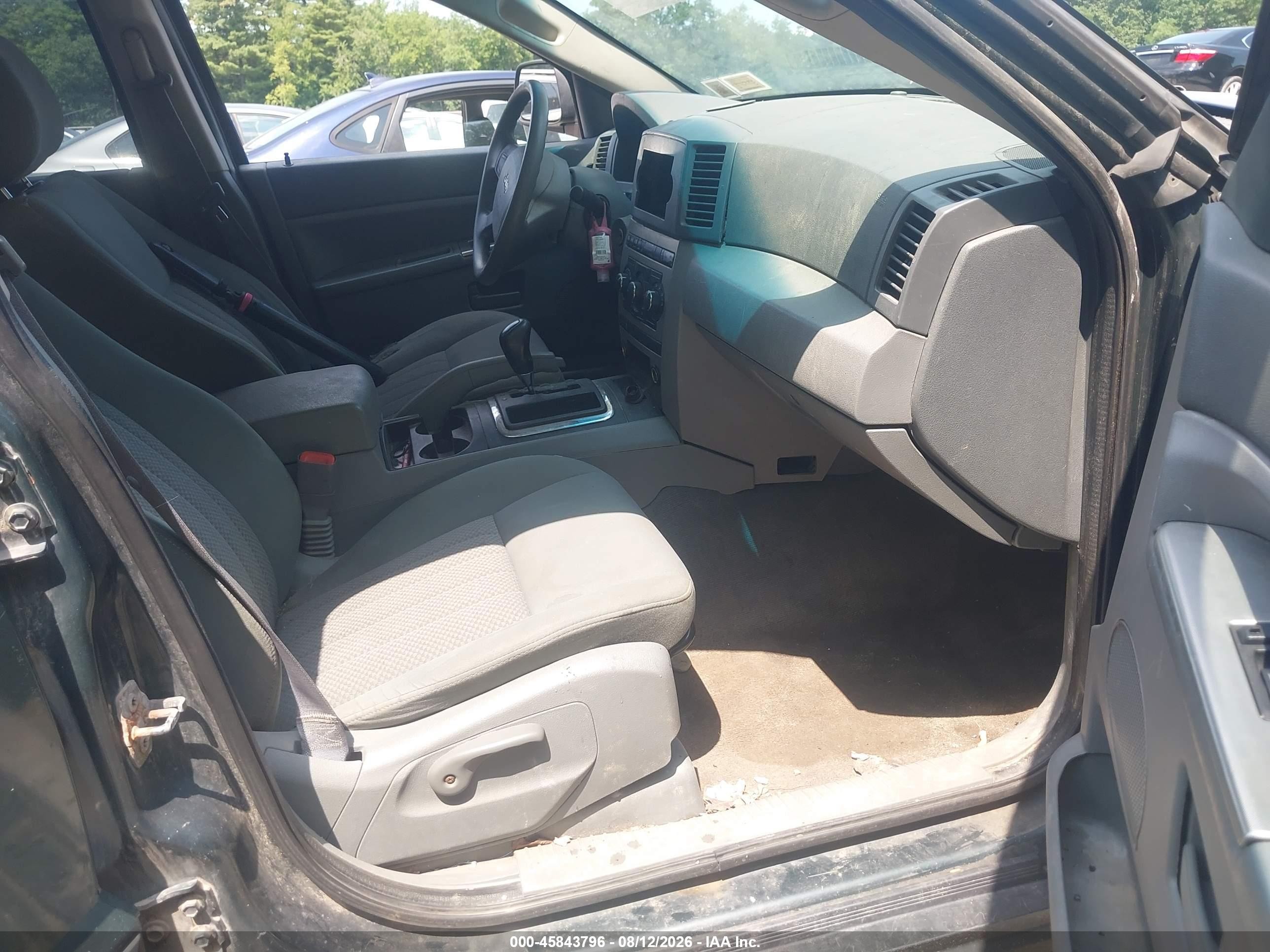 2005 Jeep Grand Cherokee Laredo Green vin: 1J4GR48K25C513266