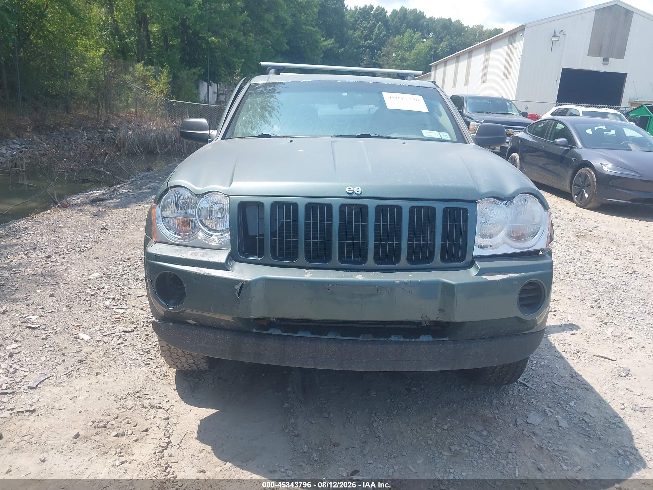 2005 Jeep Grand Cherokee Laredo Green vin: 1J4GR48K25C513266