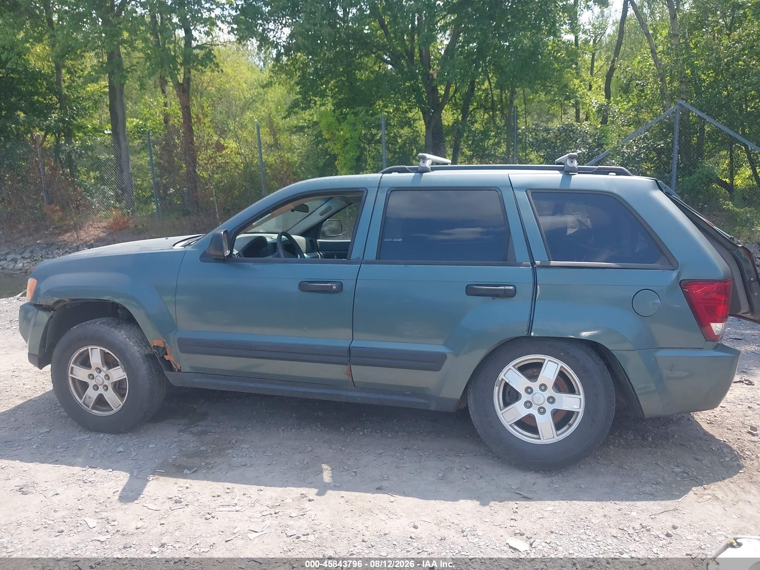 2005 Jeep Grand Cherokee Laredo Green vin: 1J4GR48K25C513266