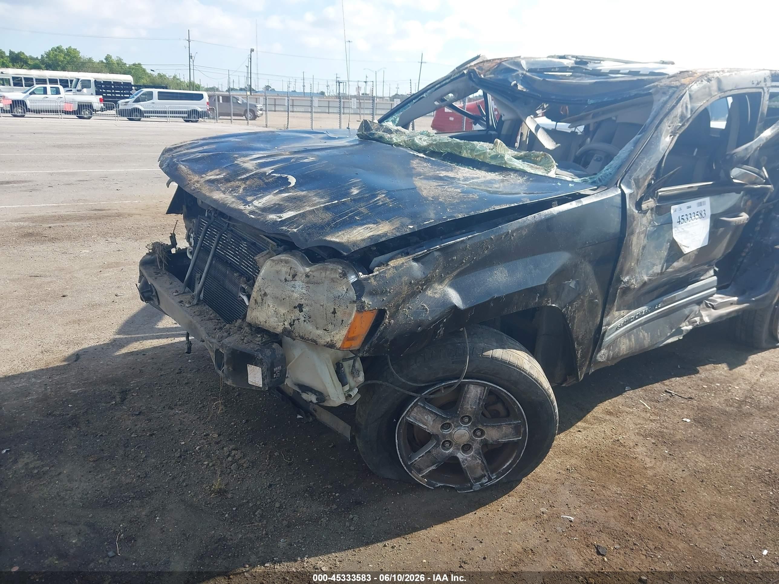2005 Jeep Grand Cherokee Laredo Black vin: 1J4GR48K25C555937