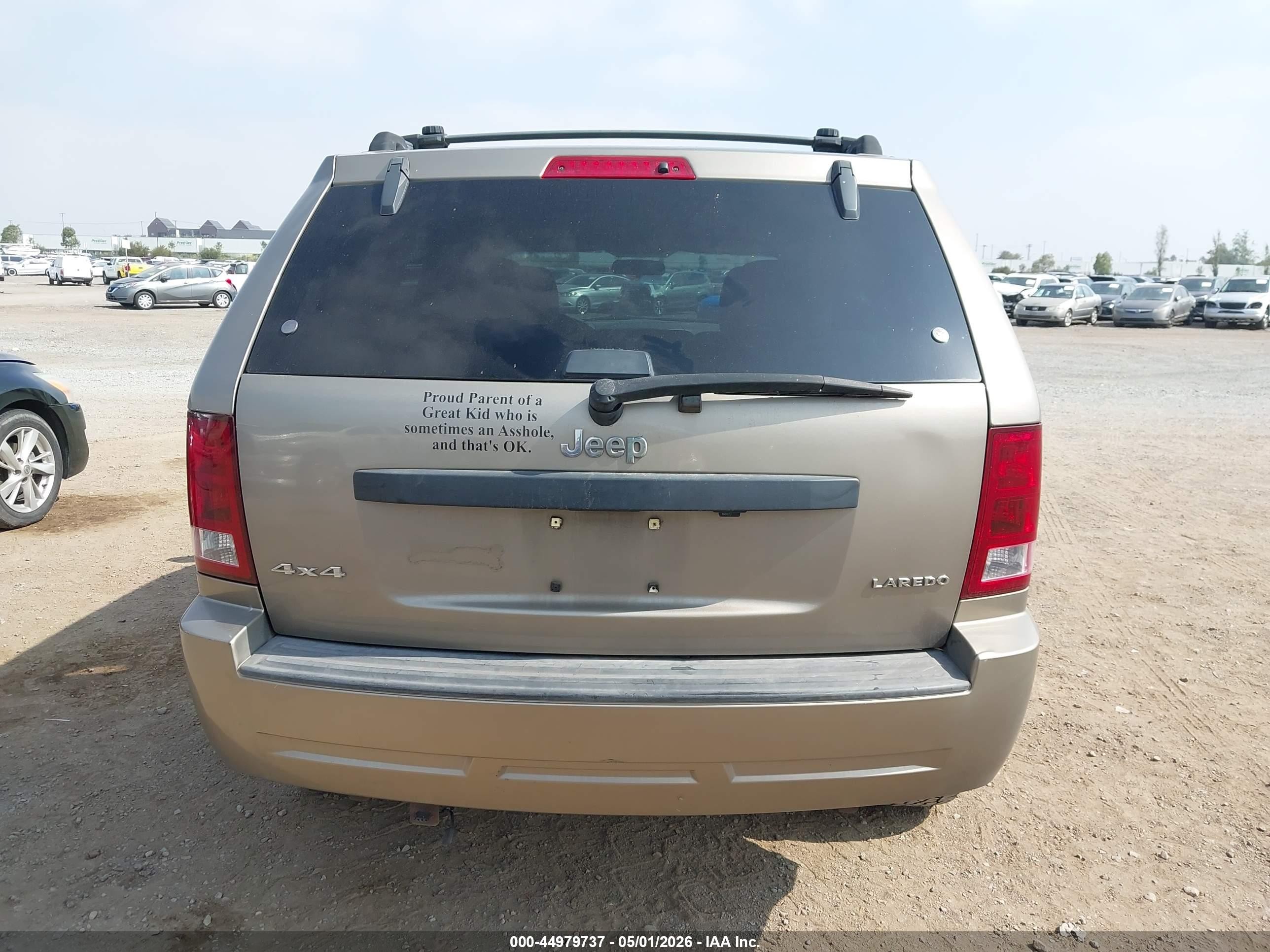 2005 Jeep Grand Cherokee Laredo Champagne vin: 1J4GR48K25C725830