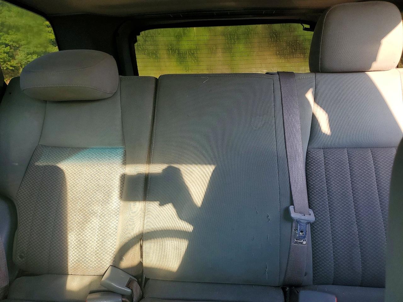 2006 Jeep Grand Cherokee Laredo Silver vin: 1J4GR48K26C280975