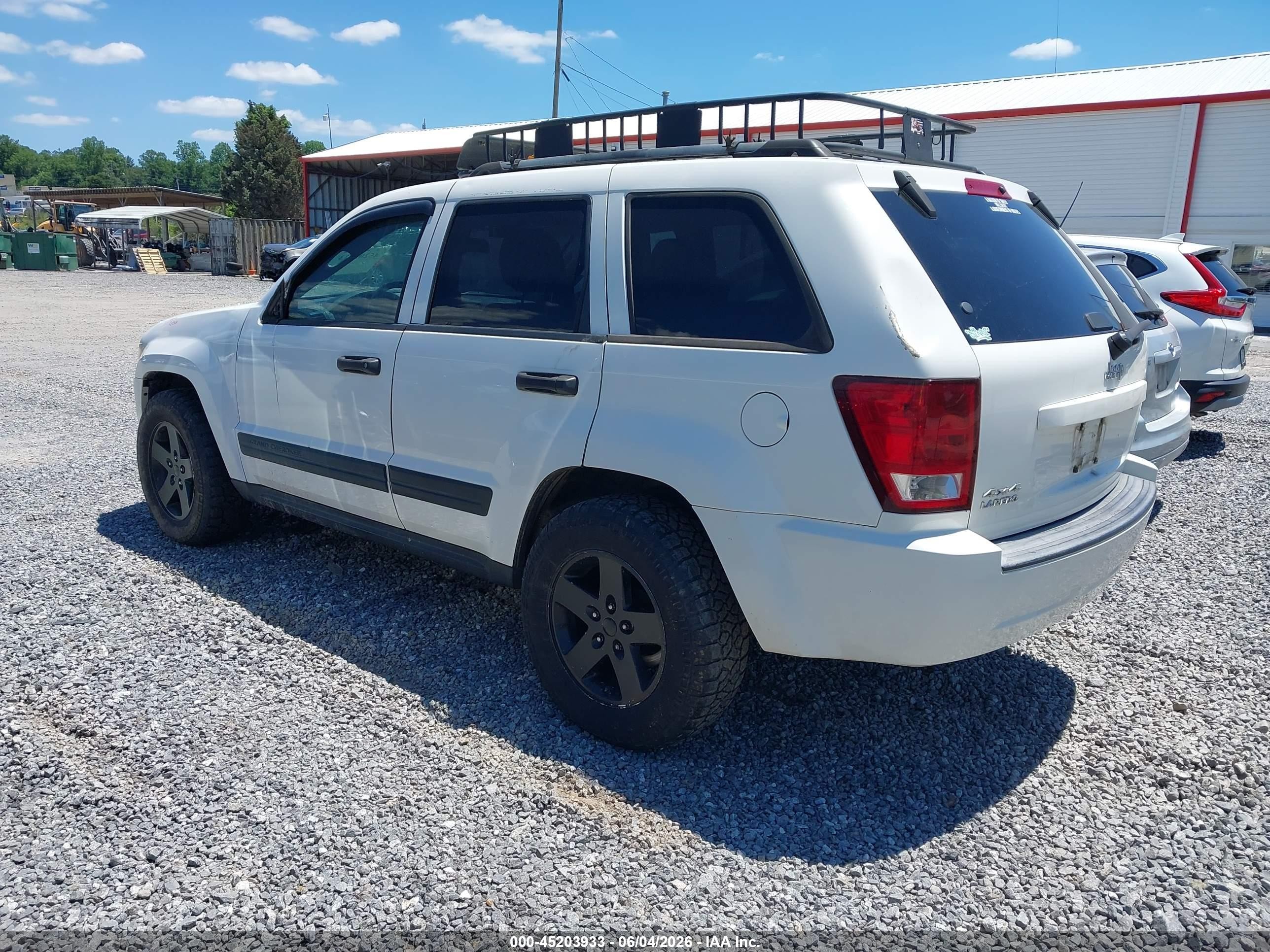 2006 Jeep Grand Cherokee Laredo White vin: 1J4GR48K36C340357
