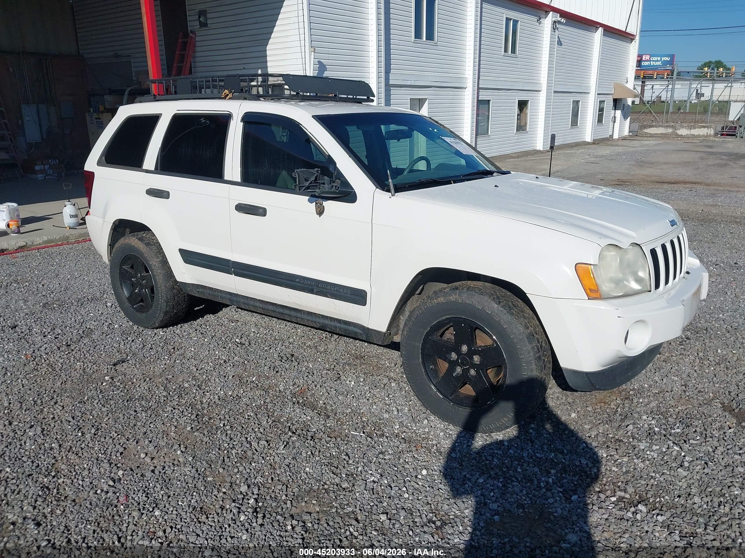 2006 Jeep Grand Cherokee Laredo White vin: 1J4GR48K36C340357