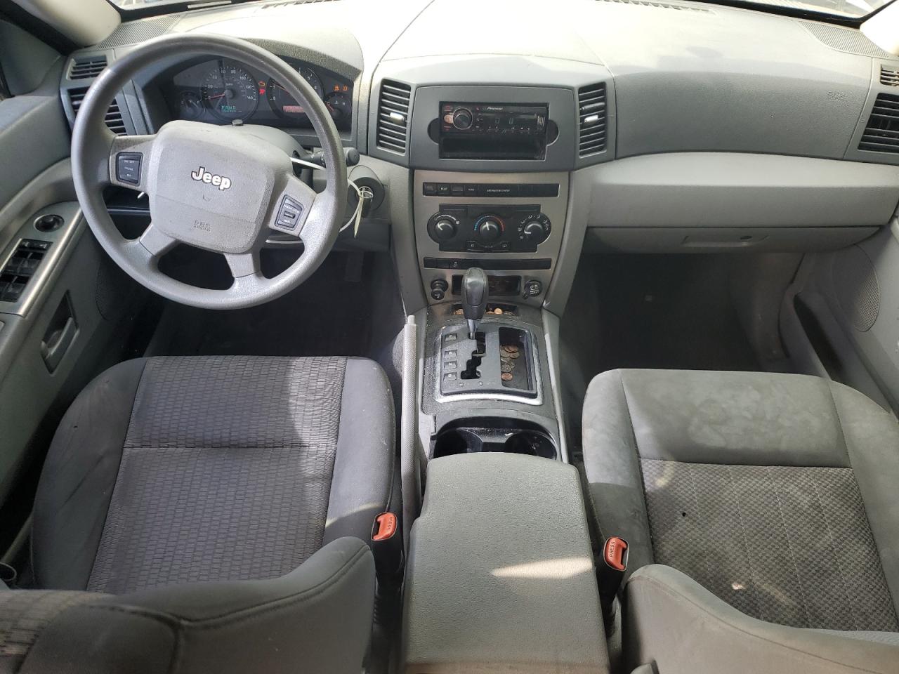 2005 Jeep Grand Cherokee Laredo Green vin: 1J4GR48K45C584579