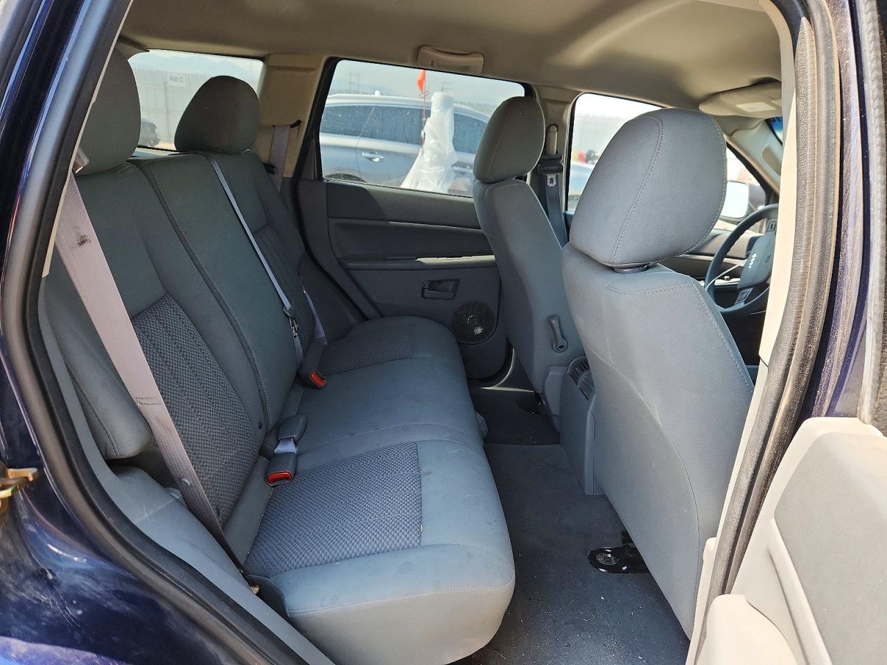 2005 Jeep Grand Cherokee Laredo Синий vin: 1J4GR48K45C689283