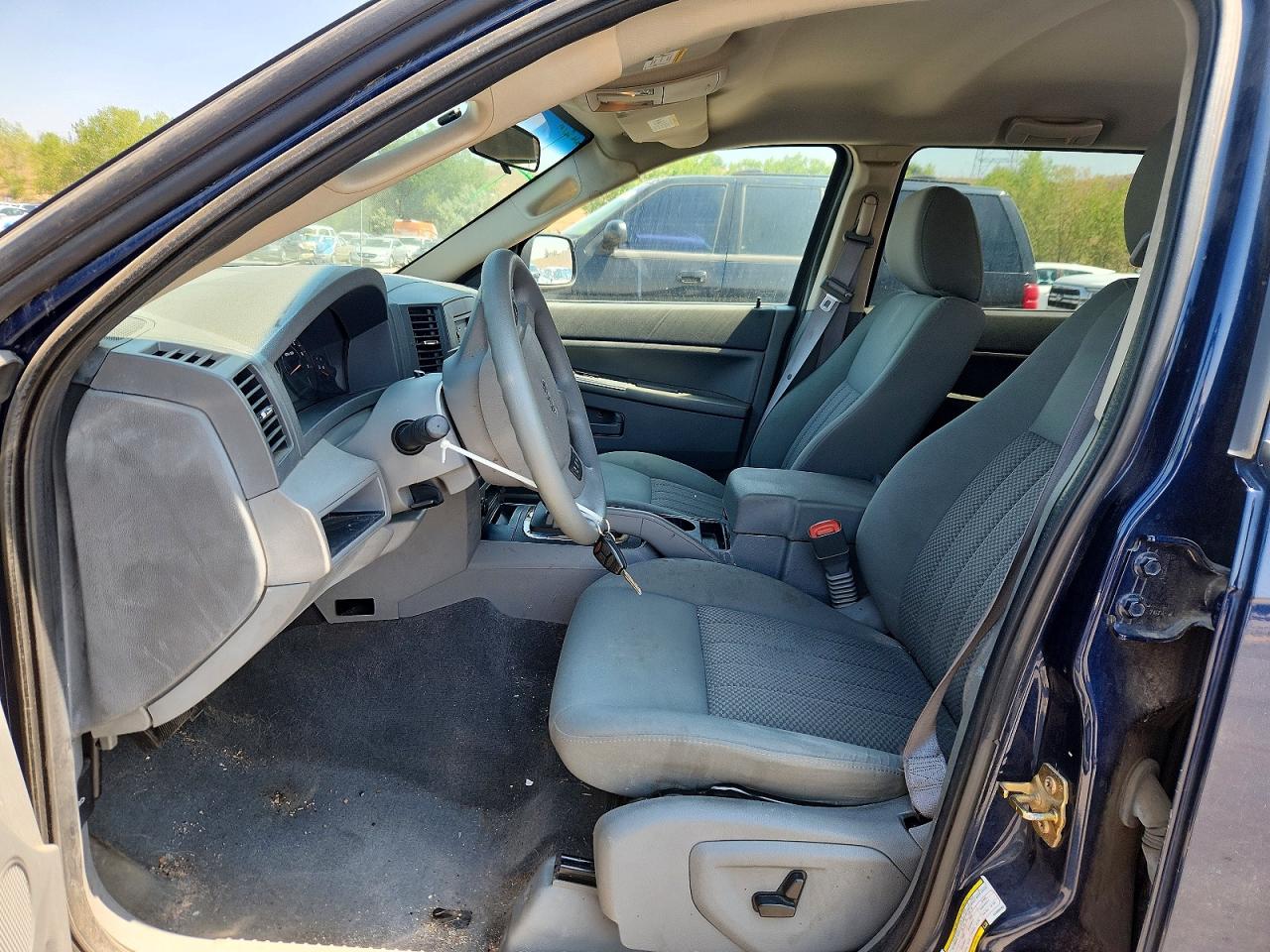2005 Jeep Grand Cherokee Laredo Синий vin: 1J4GR48K45C689283