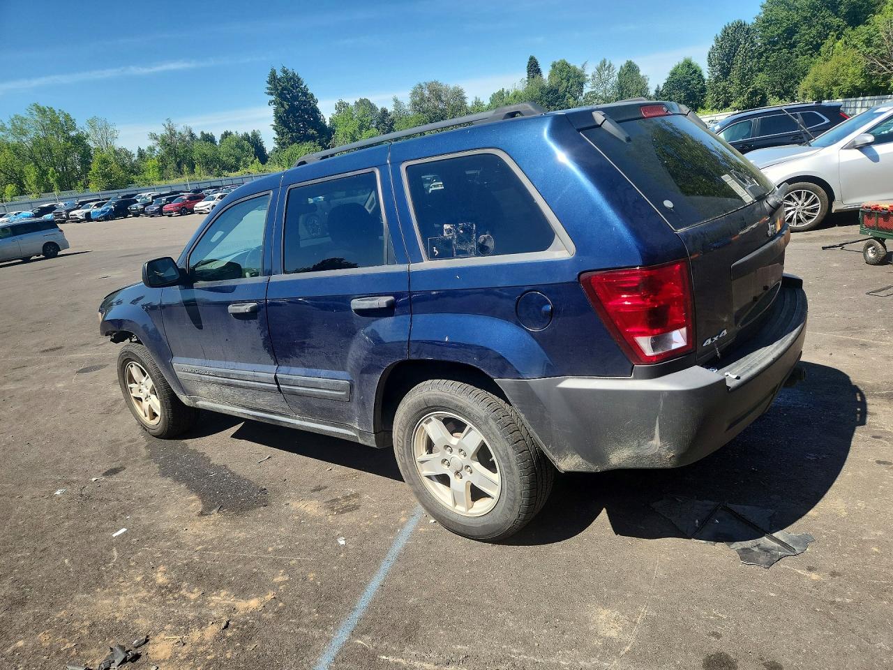 2005 Jeep Grand Cherokee Laredo Blue vin: 1J4GR48K45C711248