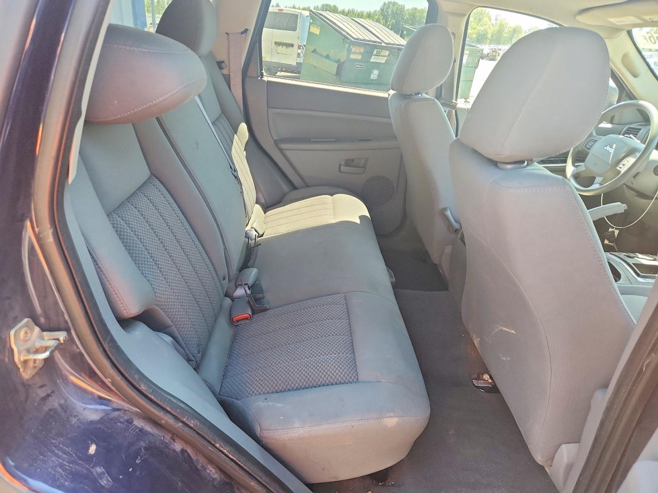 2005 Jeep Grand Cherokee Laredo Blue vin: 1J4GR48K45C711248