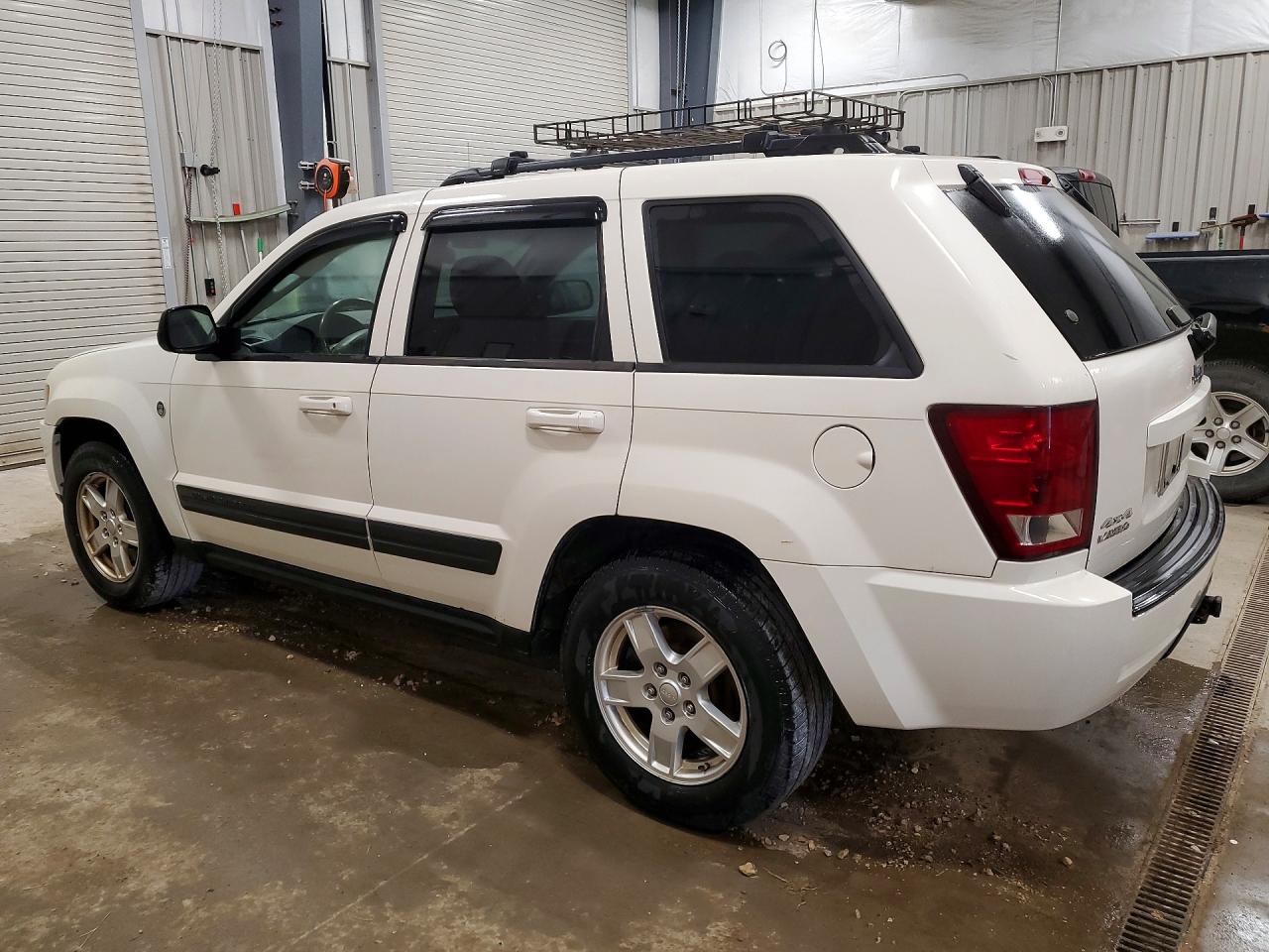 2006 Jeep Grand Cherokee Laredo White vin: 1J4GR48K46C121696