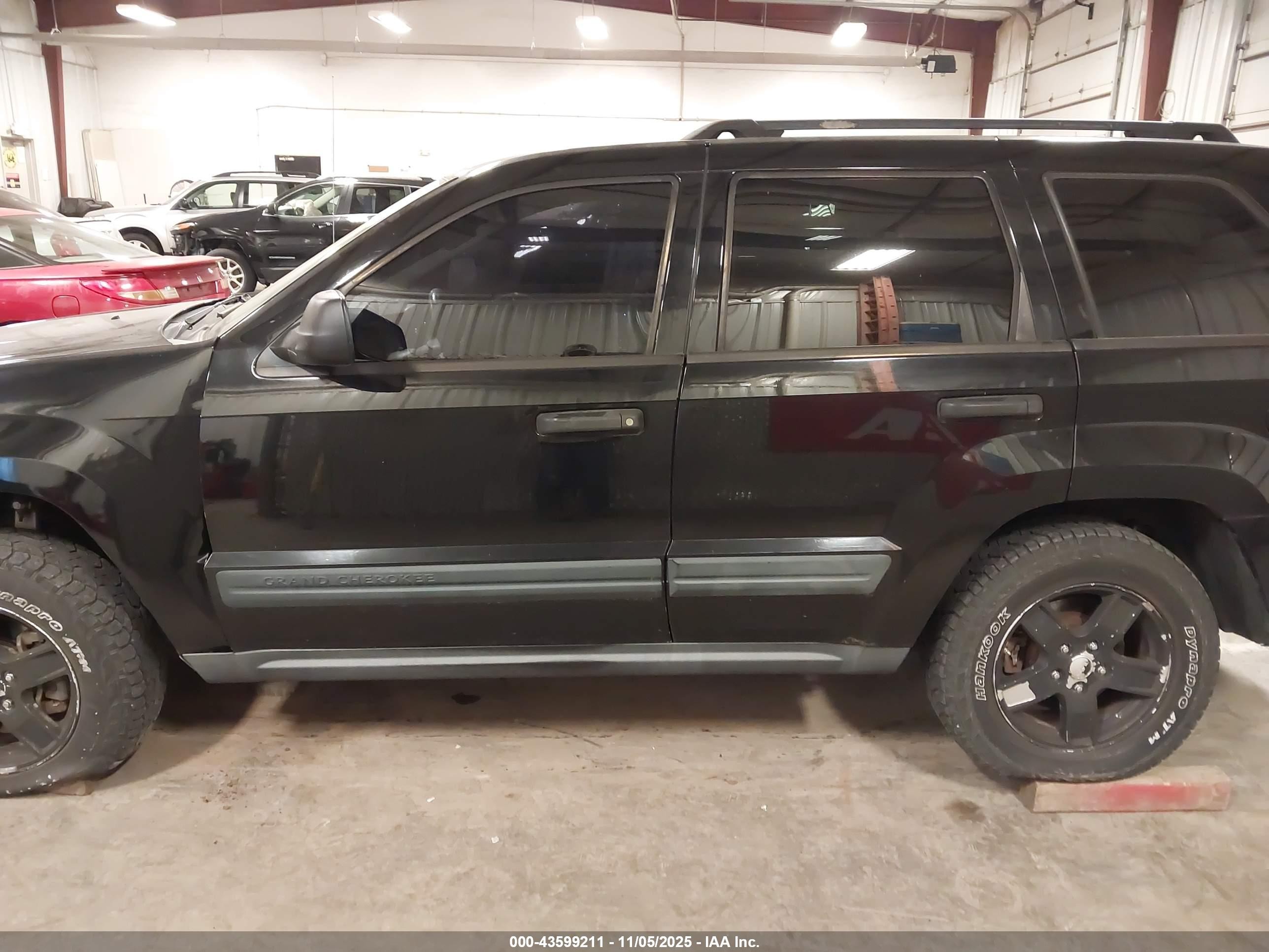 2006 Jeep Grand Cherokee Laredo Black vin: 1J4GR48K46C367518