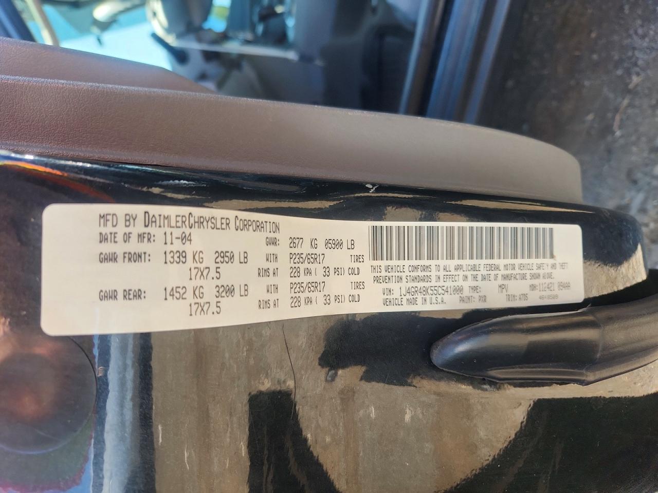 2005 Jeep Grand Cherokee Laredo/columbia/freedom Black vin: 1J4GR48K55C541000