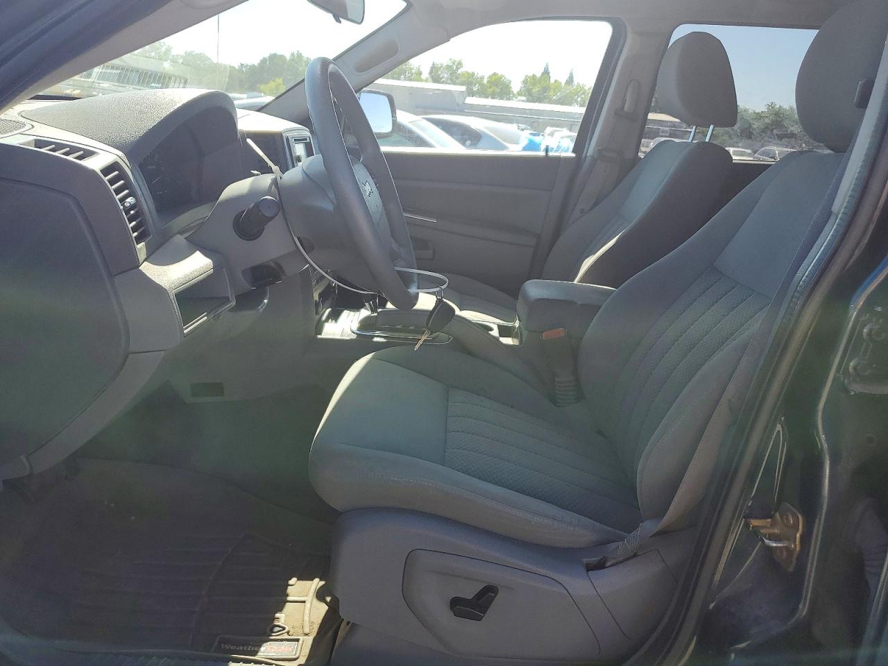 2005 Jeep Grand Cherokee Laredo Green vin: 1J4GR48K65C604864