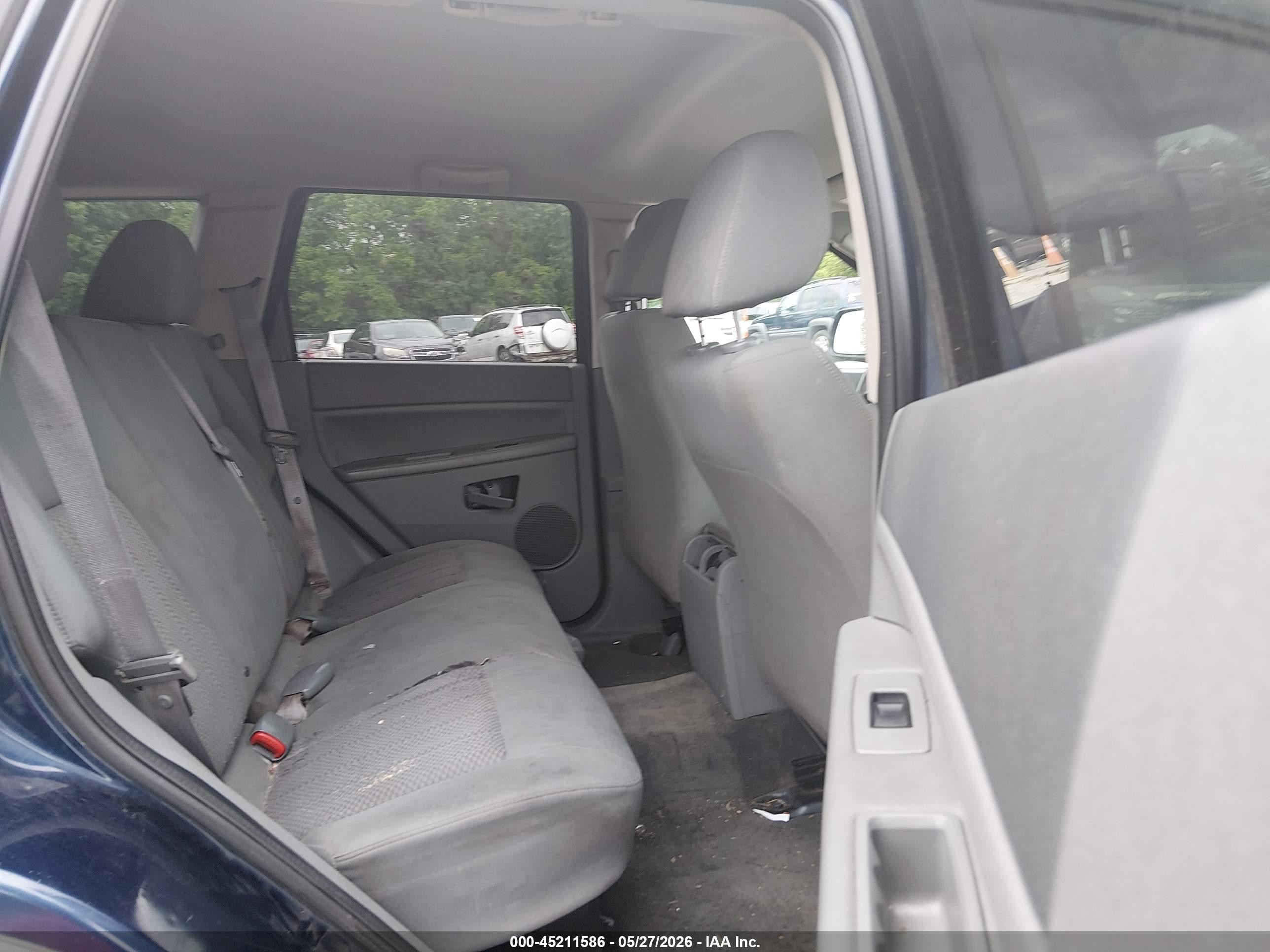 2005 Jeep Grand Cherokee Laredo Blue vin: 1J4GR48K75C509004