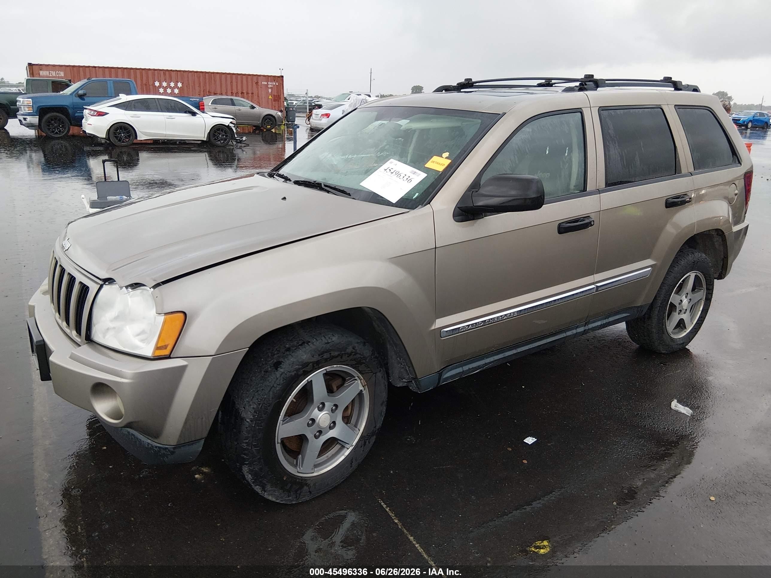 2005 Jeep Grand Cherokee Laredo Gold vin: 1J4GR48K75C646749