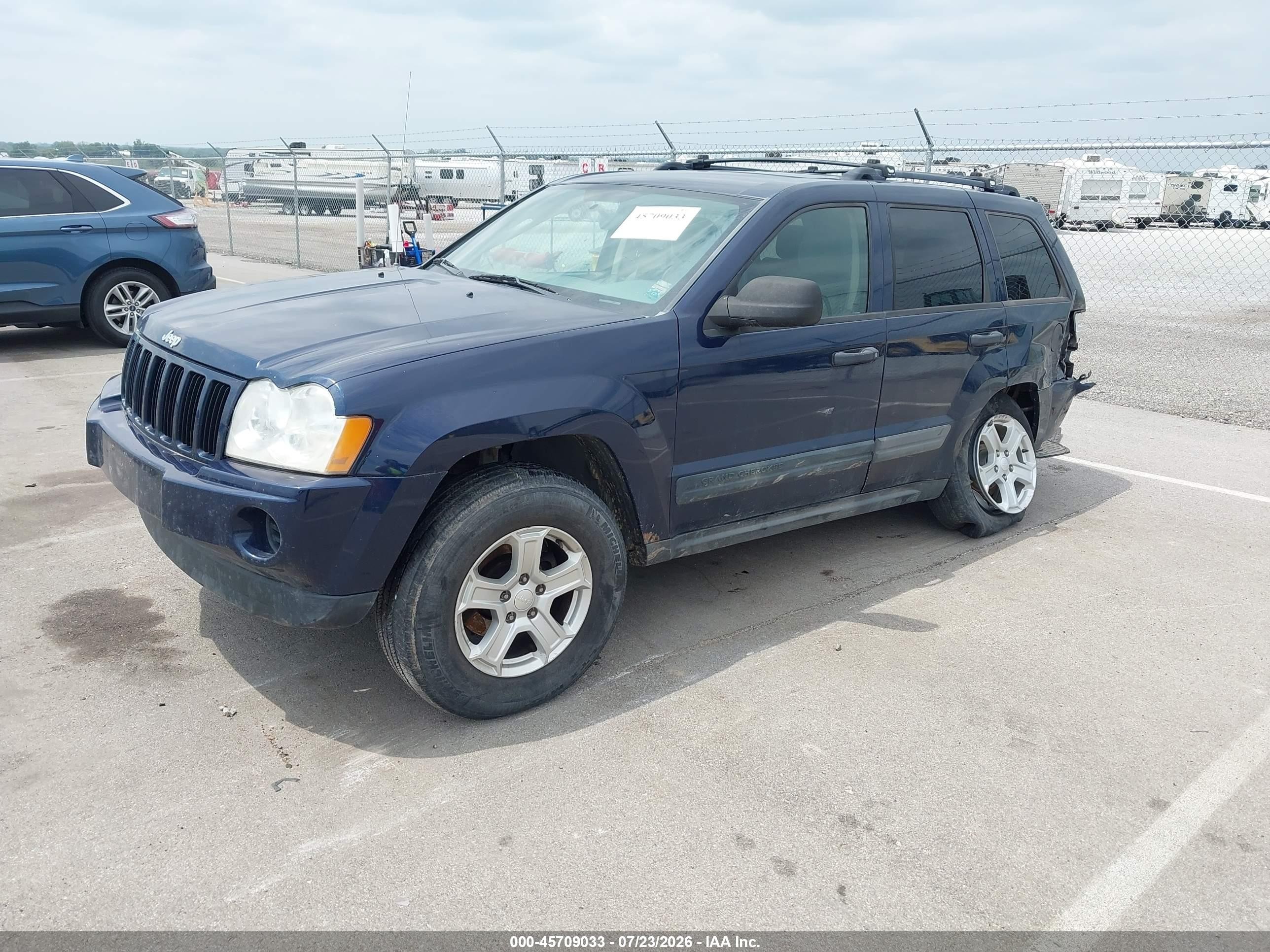 2005 Jeep Grand Cherokee Laredo Blue vin: 1J4GR48K75C718100