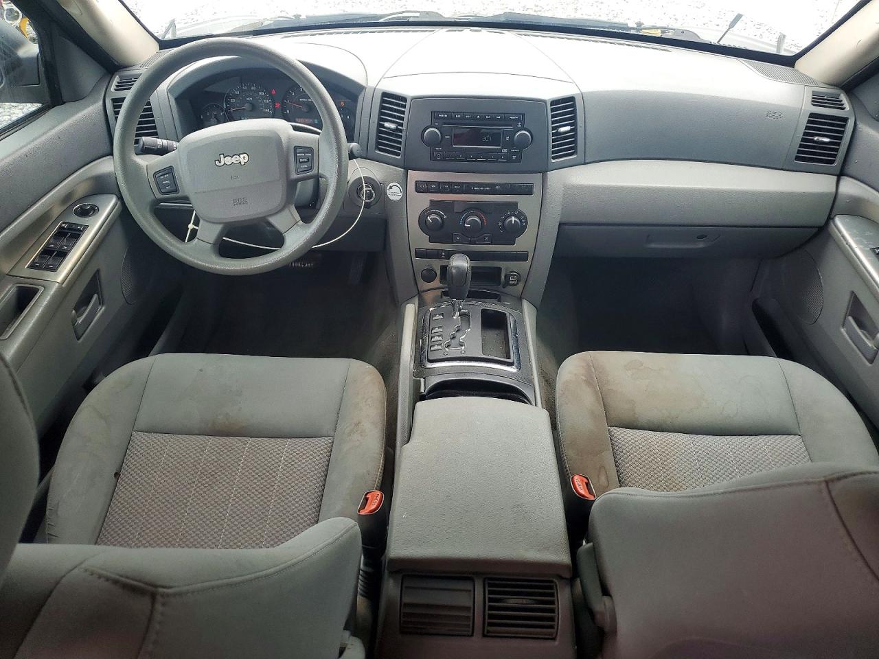 2006 Jeep Grand Cherokee Laredo Silver vin: 1J4GR48K76C112765