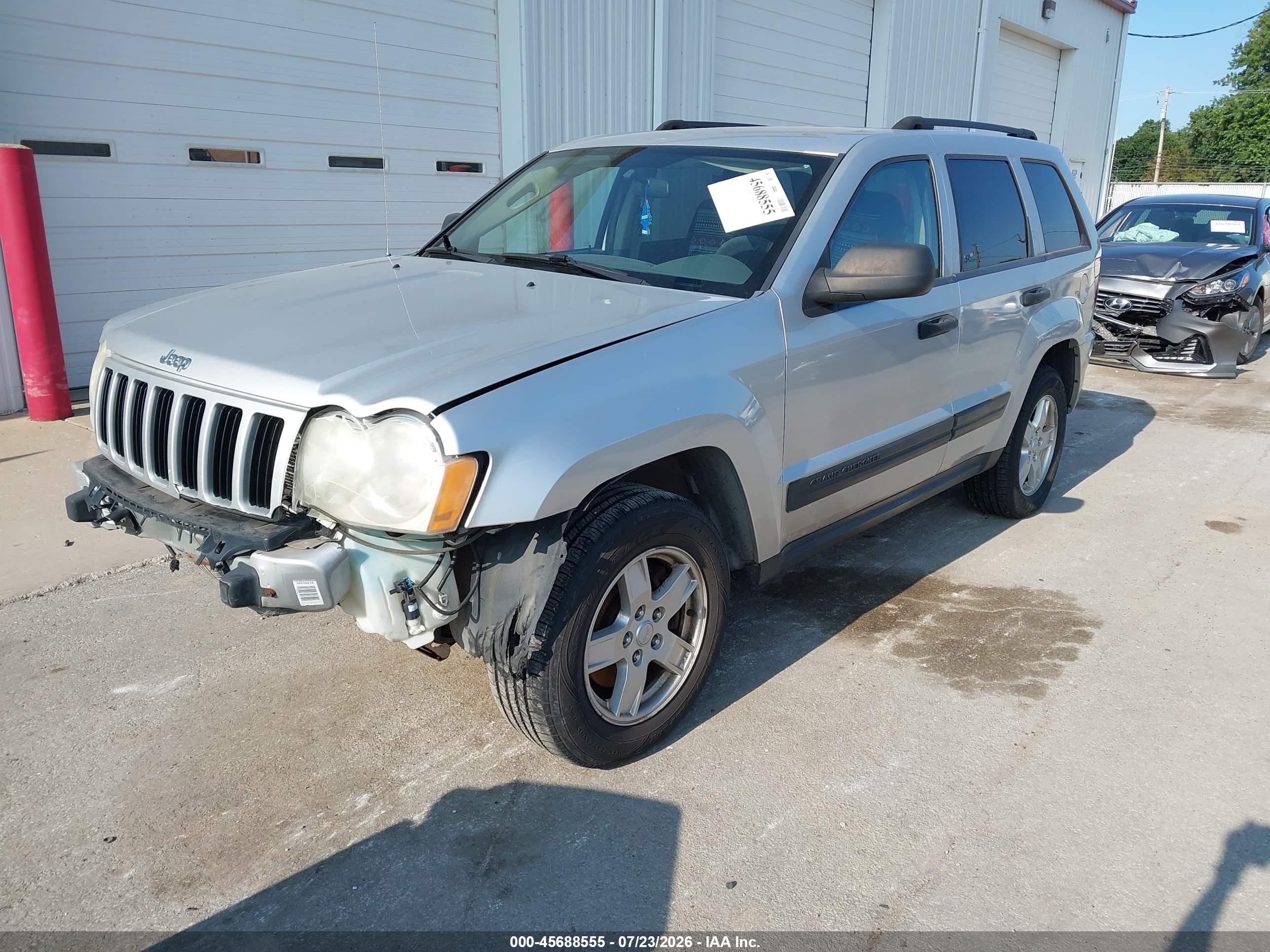 2006 Jeep Grand Cherokee Laredo Серебряный vin: 1J4GR48K76C255926