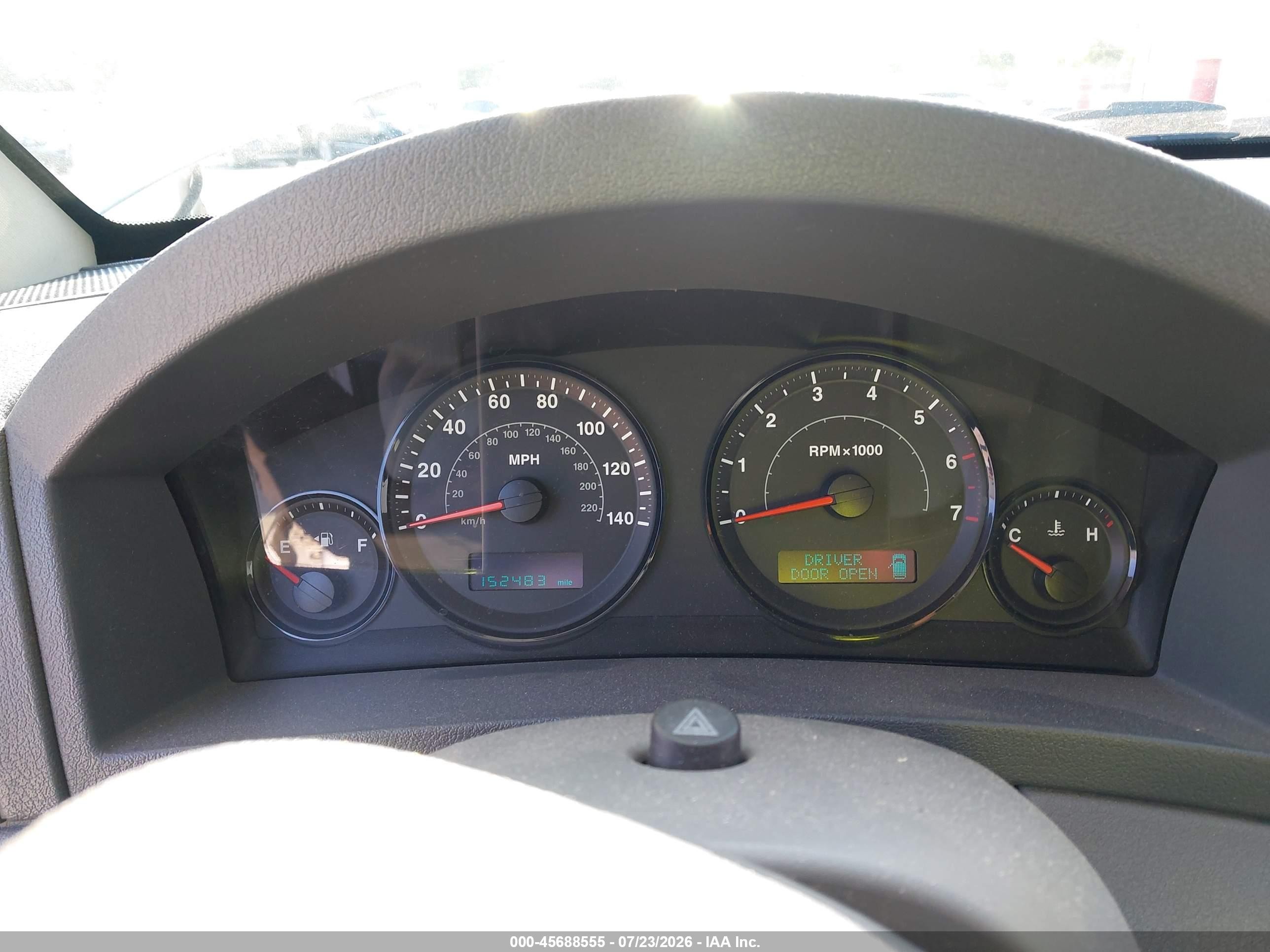 2006 Jeep Grand Cherokee Laredo Серебряный vin: 1J4GR48K76C255926