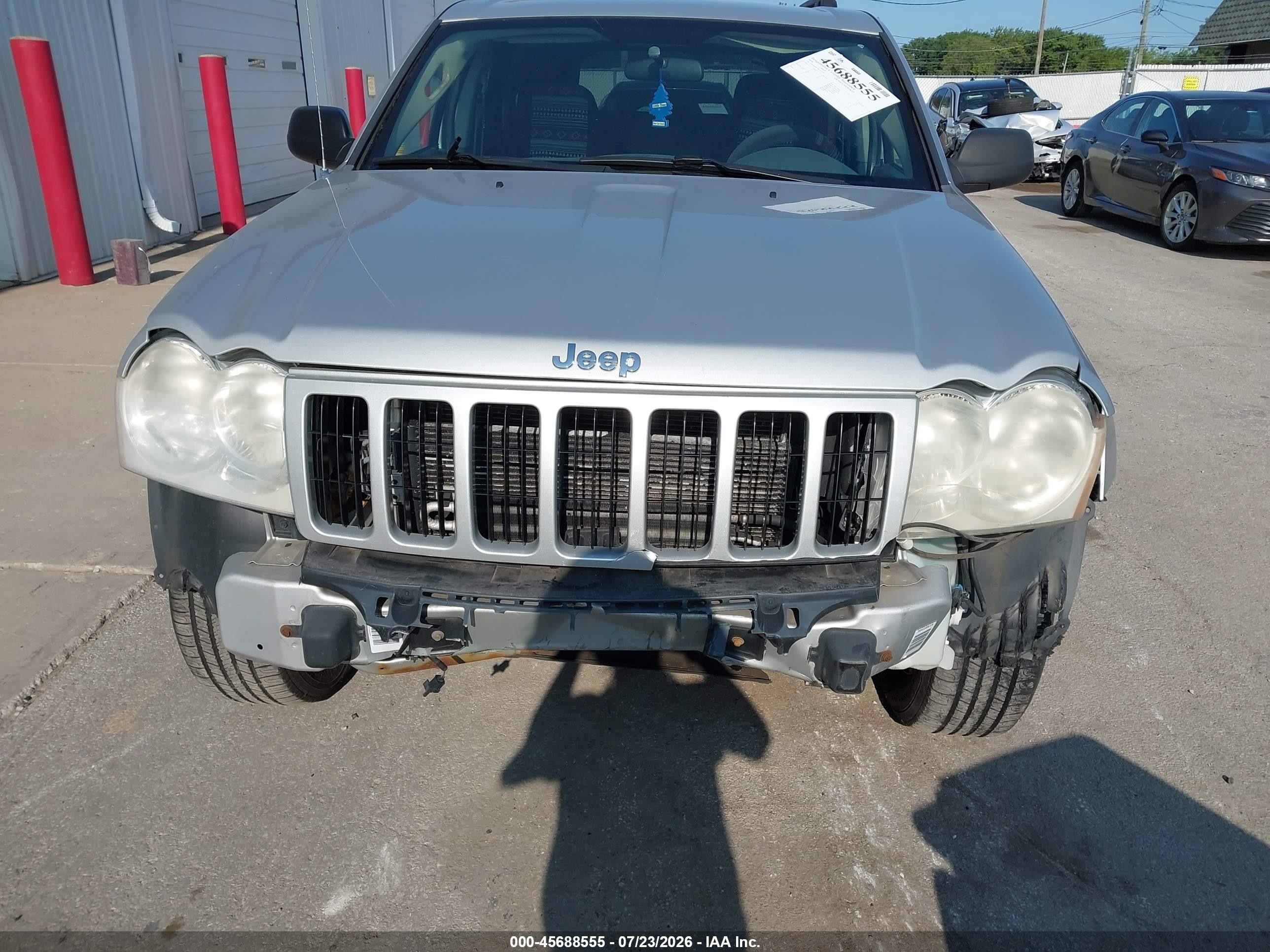 2006 Jeep Grand Cherokee Laredo Серебряный vin: 1J4GR48K76C255926