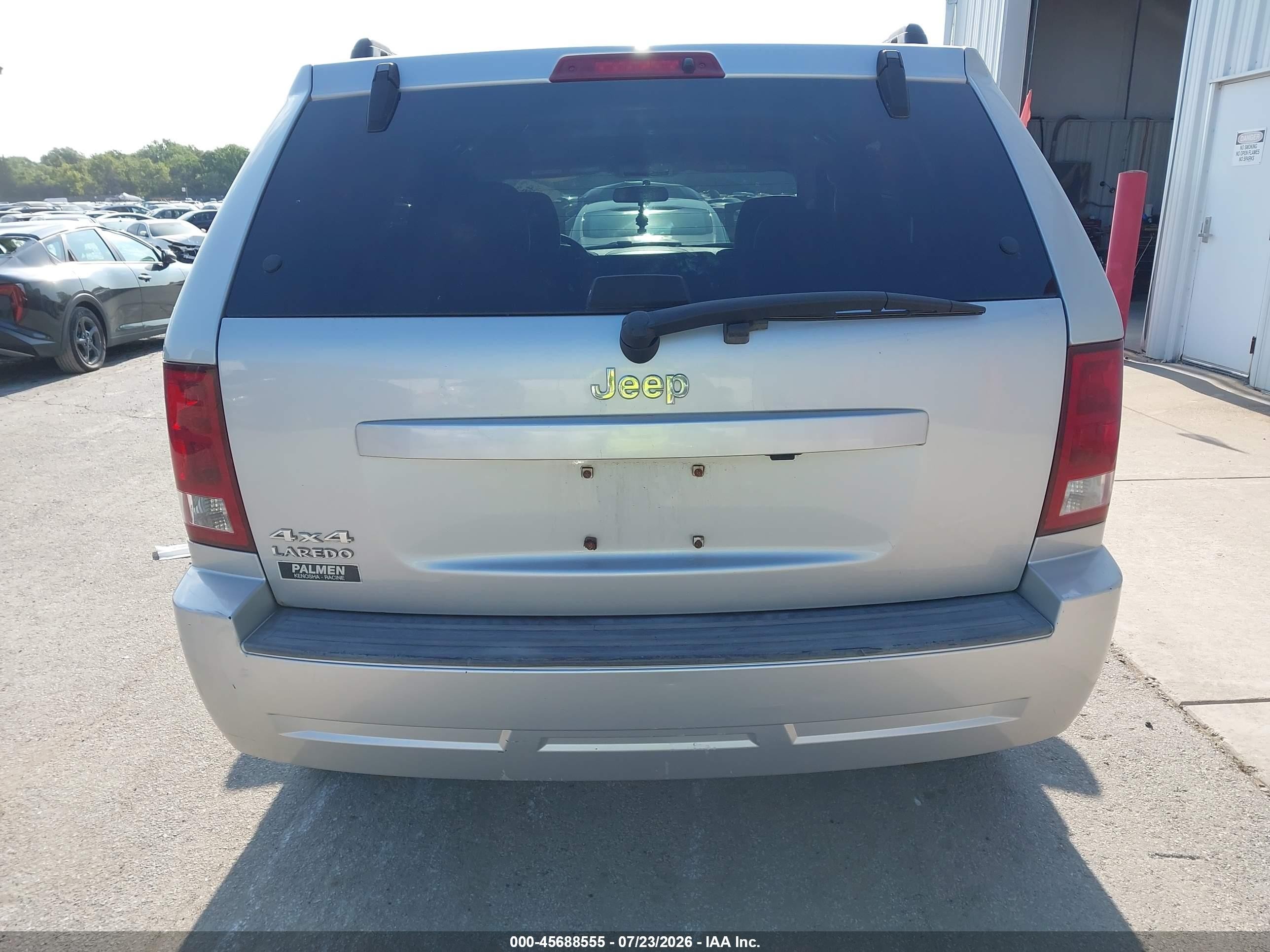 2006 Jeep Grand Cherokee Laredo Серебряный vin: 1J4GR48K76C255926
