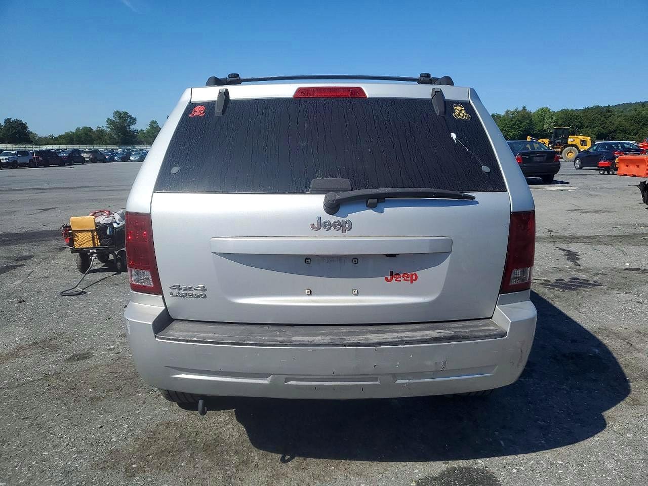 2006 Jeep Grand Cherokee Laredo Silver vin: 1J4GR48K76C260477