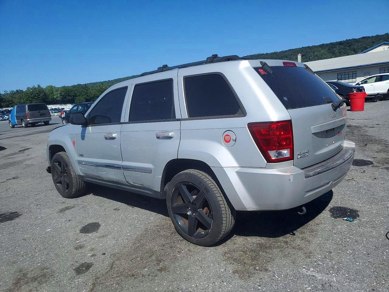 2006 Jeep Grand Cherokee Laredo Silver vin: 1J4GR48K76C260477