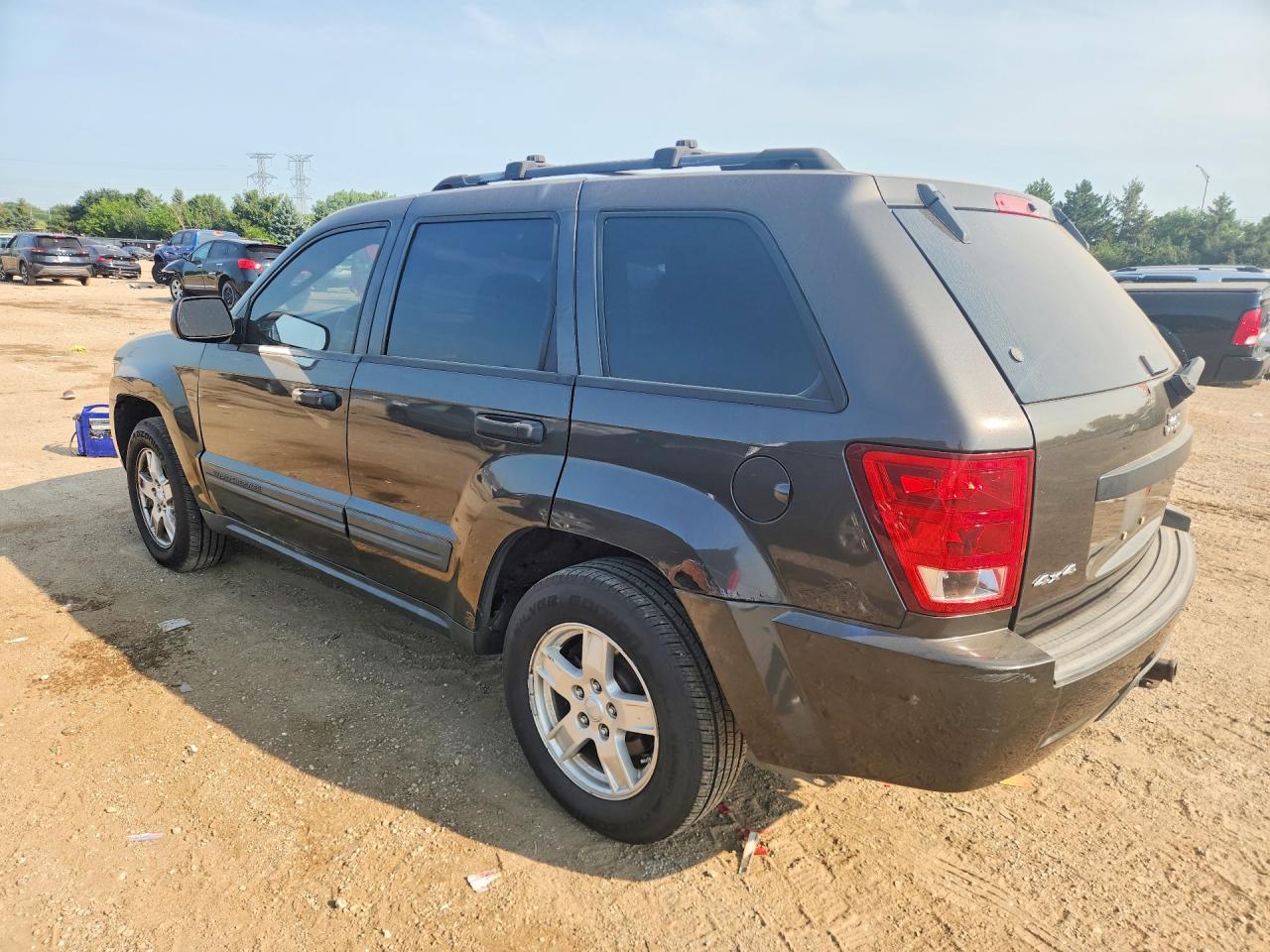 2005 Jeep Grand Cherokee Laredo Gray vin: 1J4GR48K85C509402