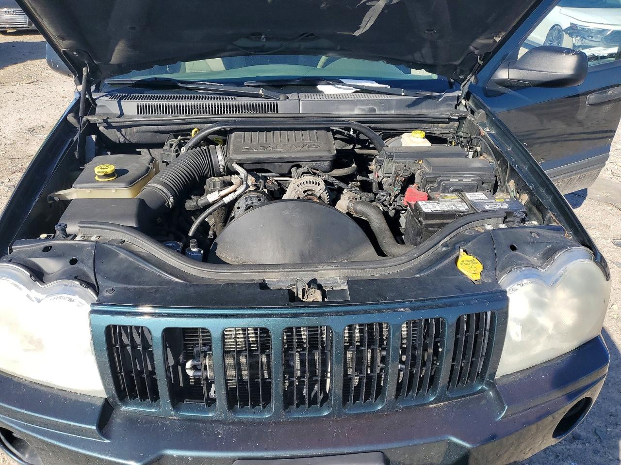 2005 Jeep Grand Cherokee Laredo Green vin: 1J4GR48K85C673877