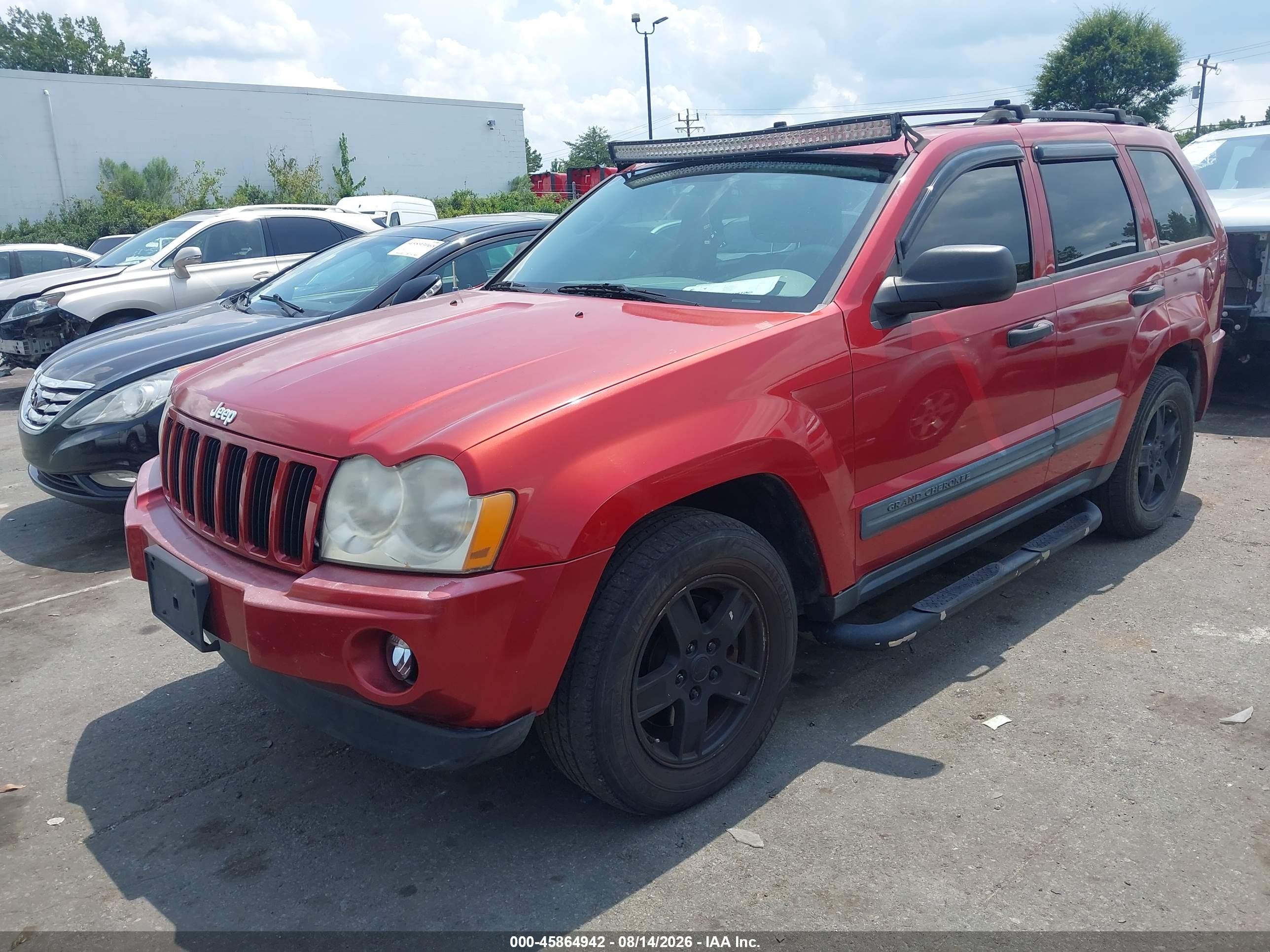 2005 Jeep Grand Cherokee Laredo Красный vin: 1J4GR48K85C701032