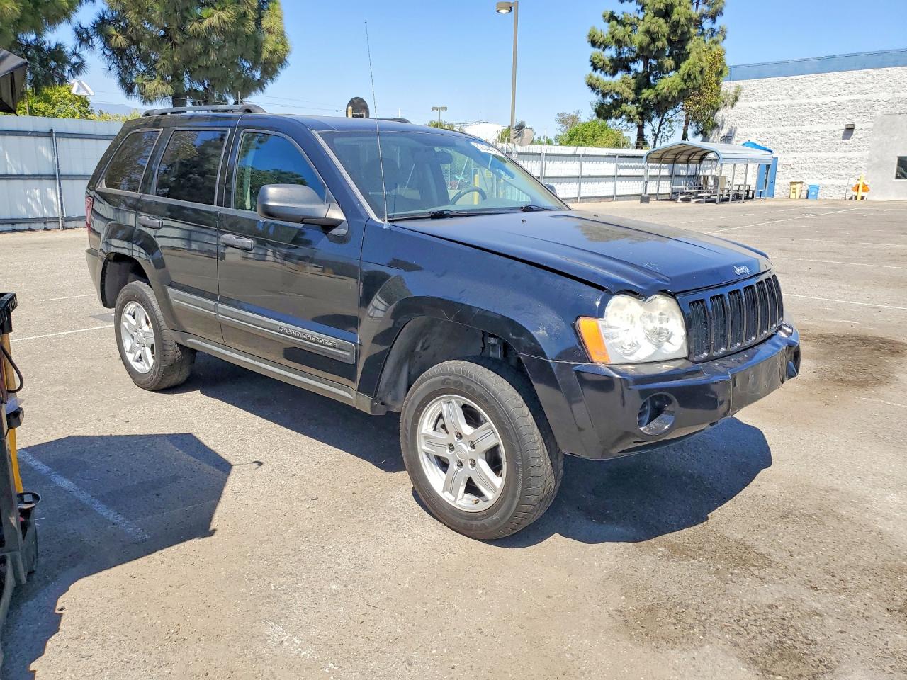 2005 Jeep Grand Cherokee Laredo Black vin: 1J4GR48K85C709972