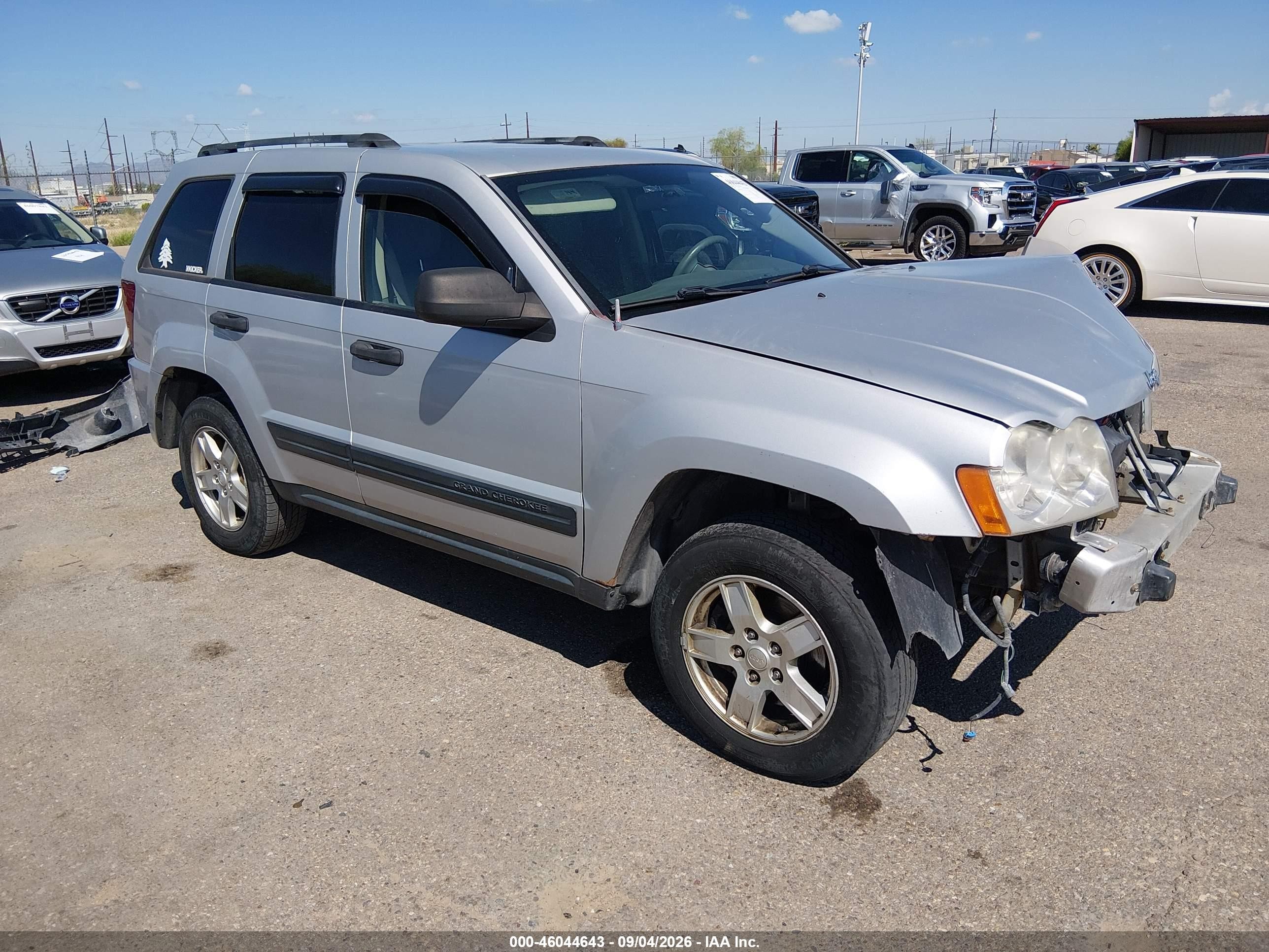 2006 Jeep Grand Cherokee Laredo Silver vin: 1J4GR48K86C110829