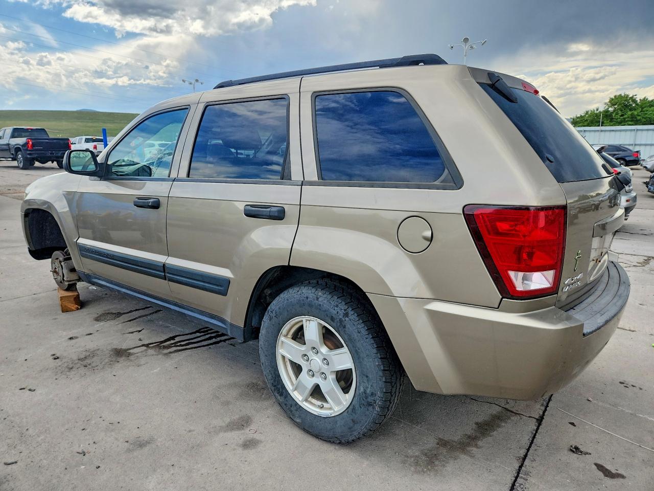 2006 Jeep Grand Cherokee Laredo Tan vin: 1J4GR48K86C309802