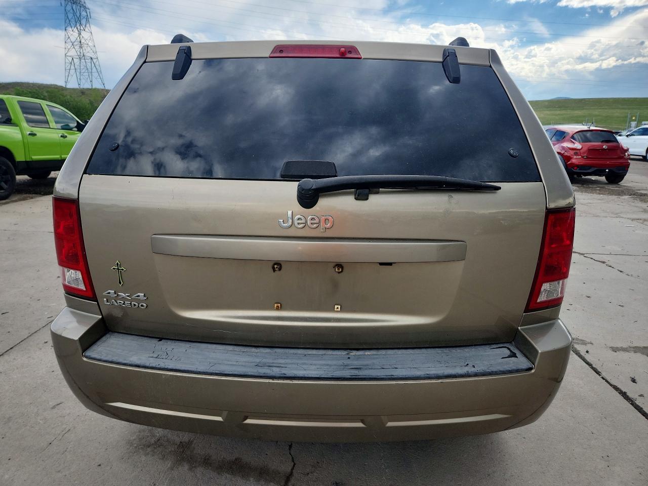 2006 Jeep Grand Cherokee Laredo Tan vin: 1J4GR48K86C309802