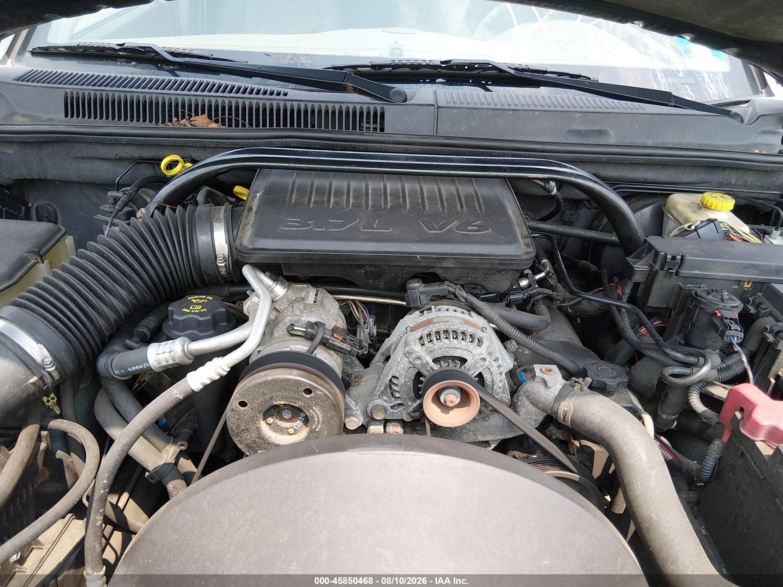 2005 Jeep Grand Cherokee Laredo Gray vin: 1J4GR48K95C653427