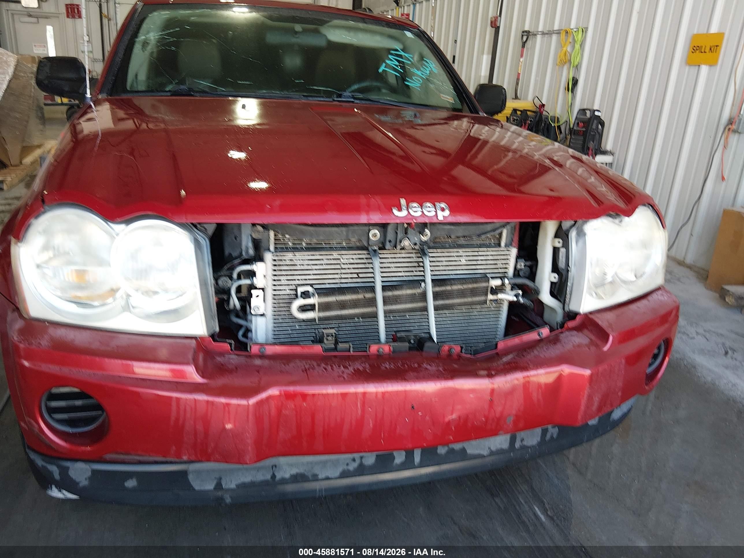 2006 Jeep Grand Cherokee Laredo Red vin: 1J4GR48K96C311641
