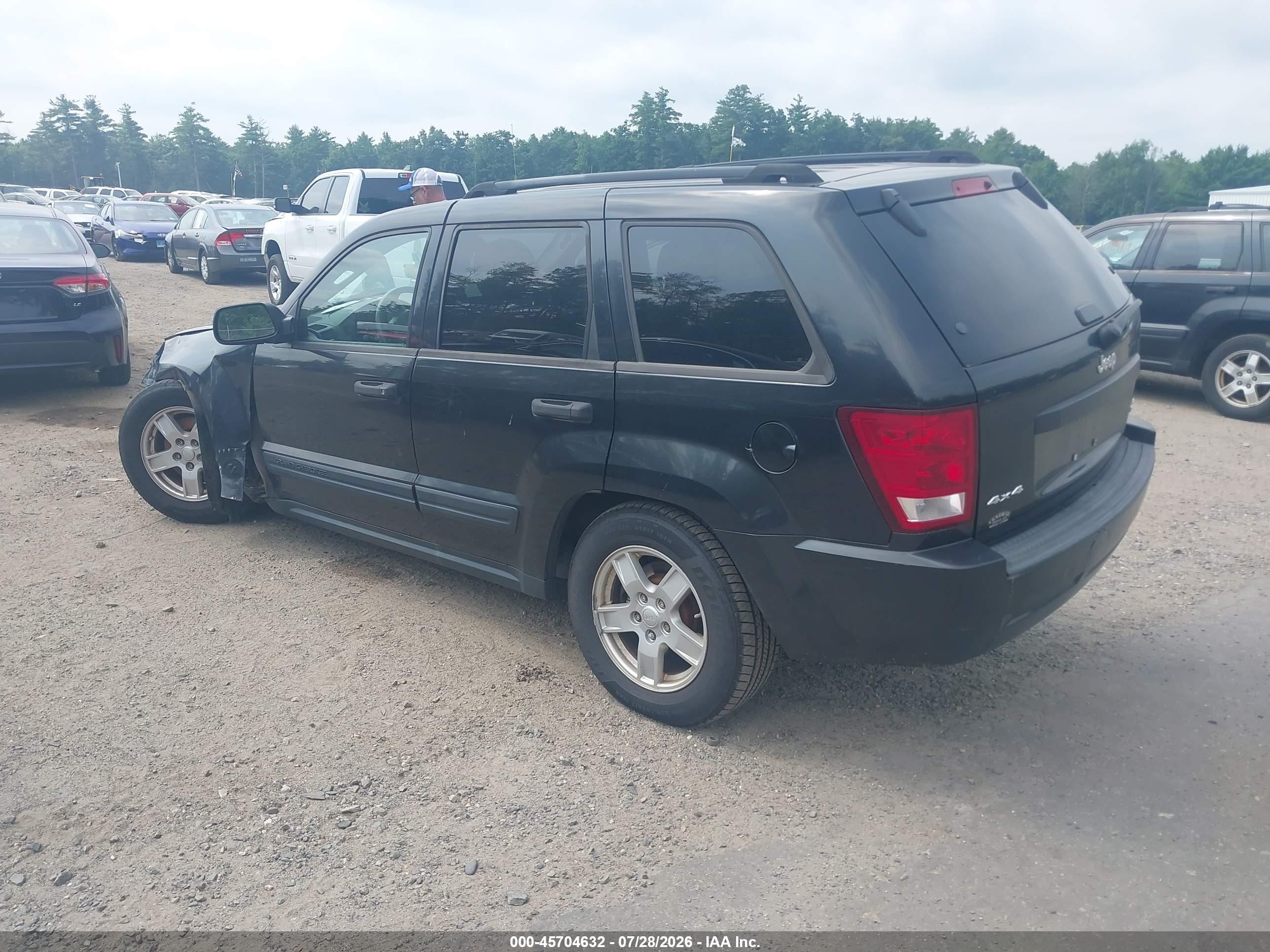 2005 Jeep Grand Cherokee Laredo Gray vin: 1J4GR48KX5C501673