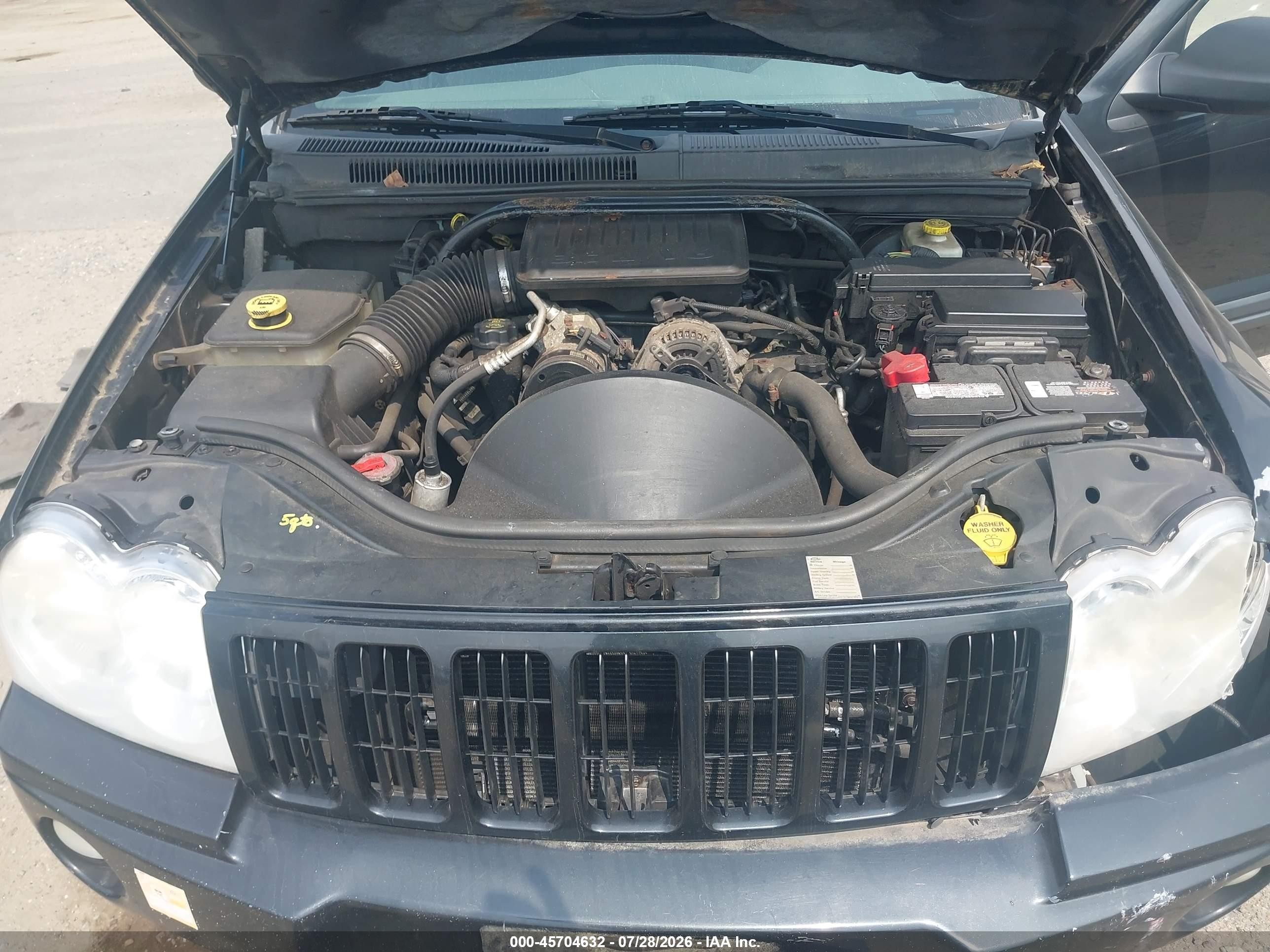 2005 Jeep Grand Cherokee Laredo Gray vin: 1J4GR48KX5C501673