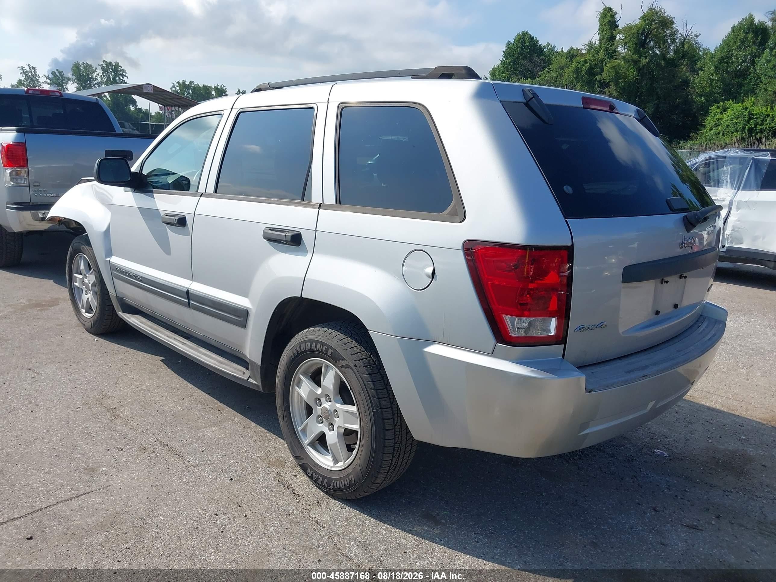 2005 Jeep Grand Cherokee Laredo/columbia/freedom Silver vin: 1J4GR48KX5C551196