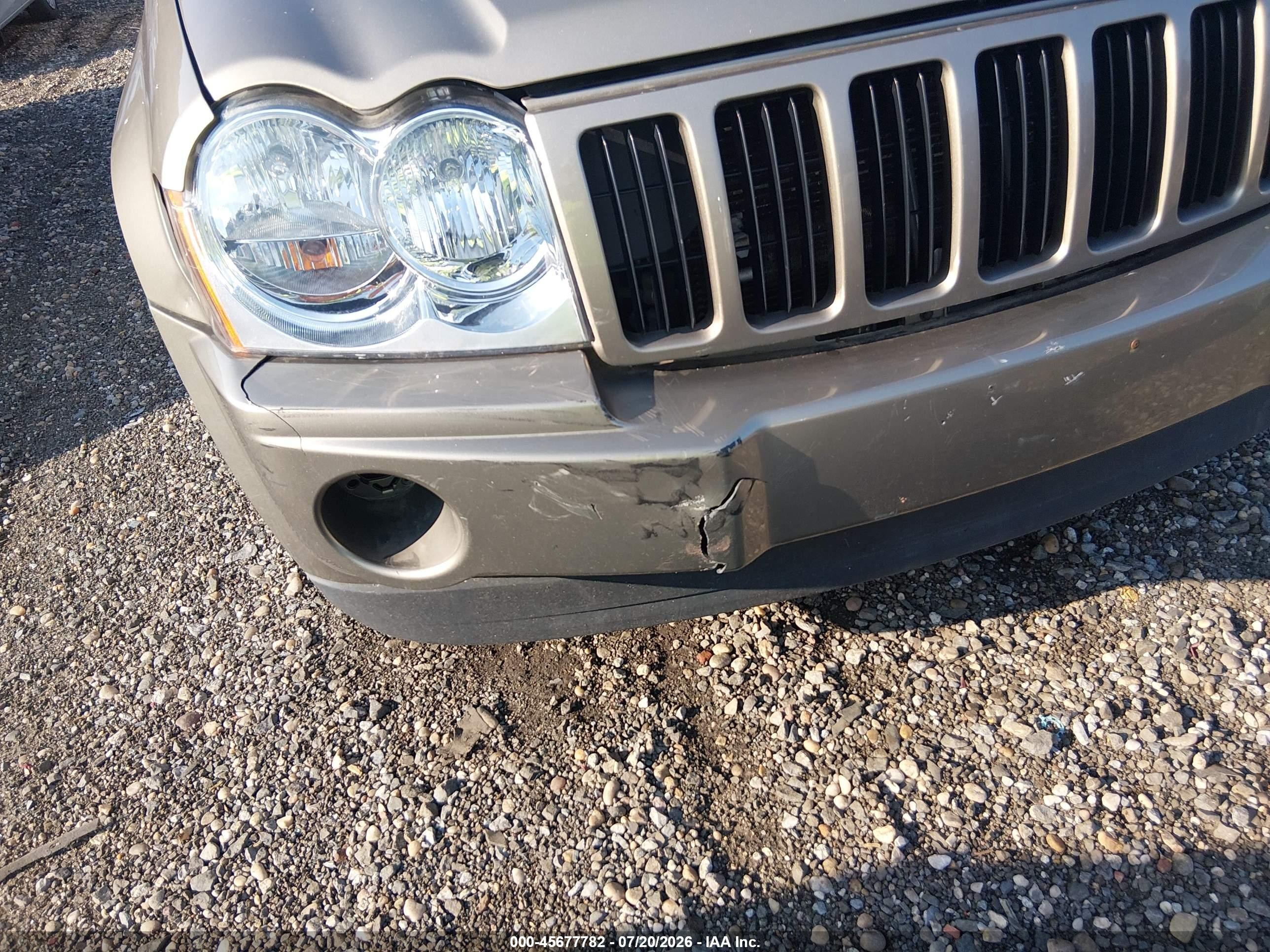 2005 Jeep Grand Cherokee Laredo Gold vin: 1J4GS48K05C563474