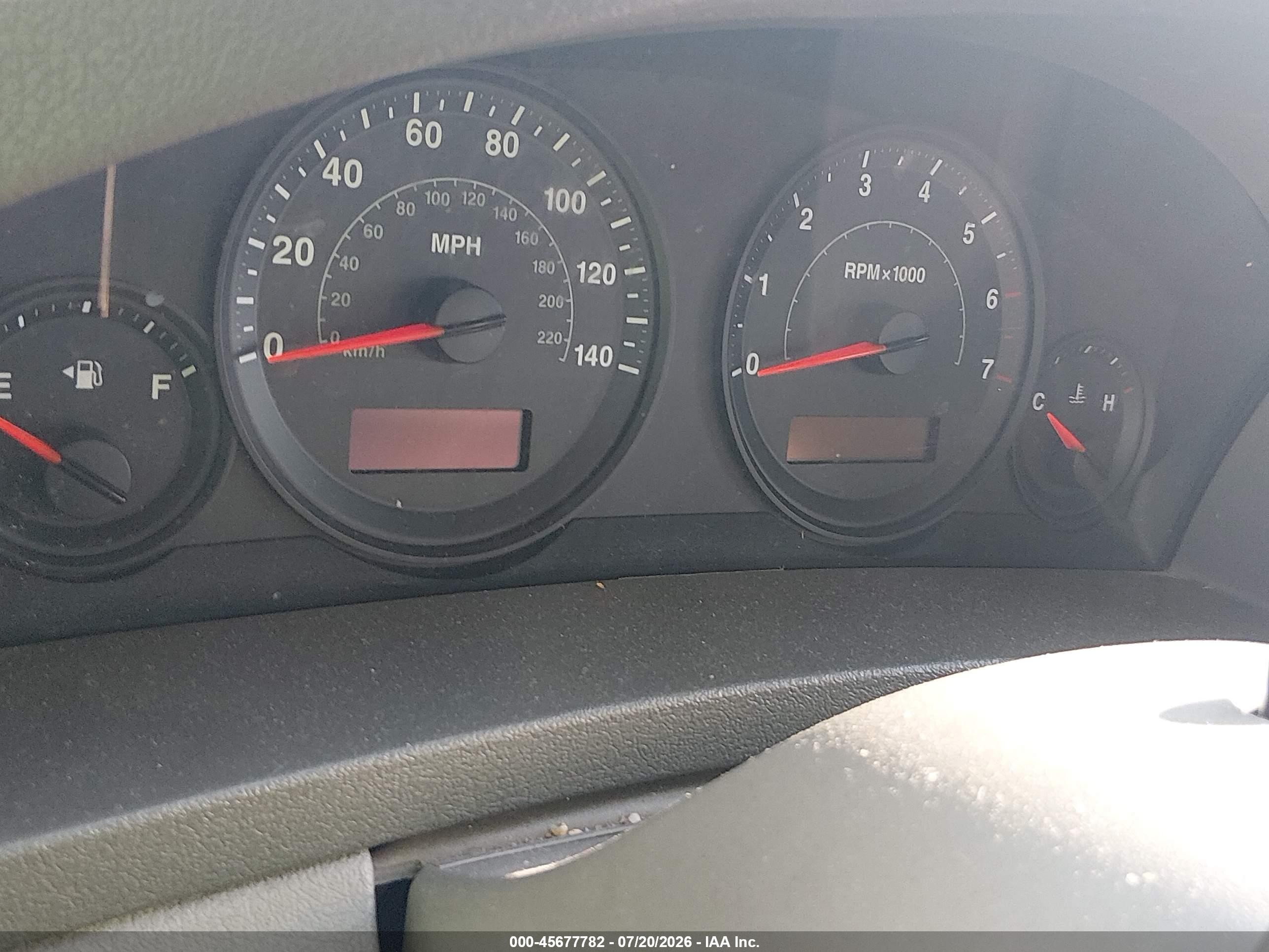 2005 Jeep Grand Cherokee Laredo Gold vin: 1J4GS48K05C563474