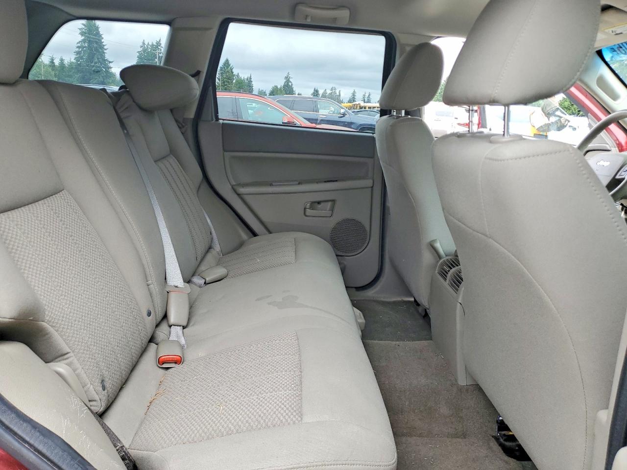2006 Jeep Grand Cherokee Laredo Burgundy vin: 1J4GS48K06C368685