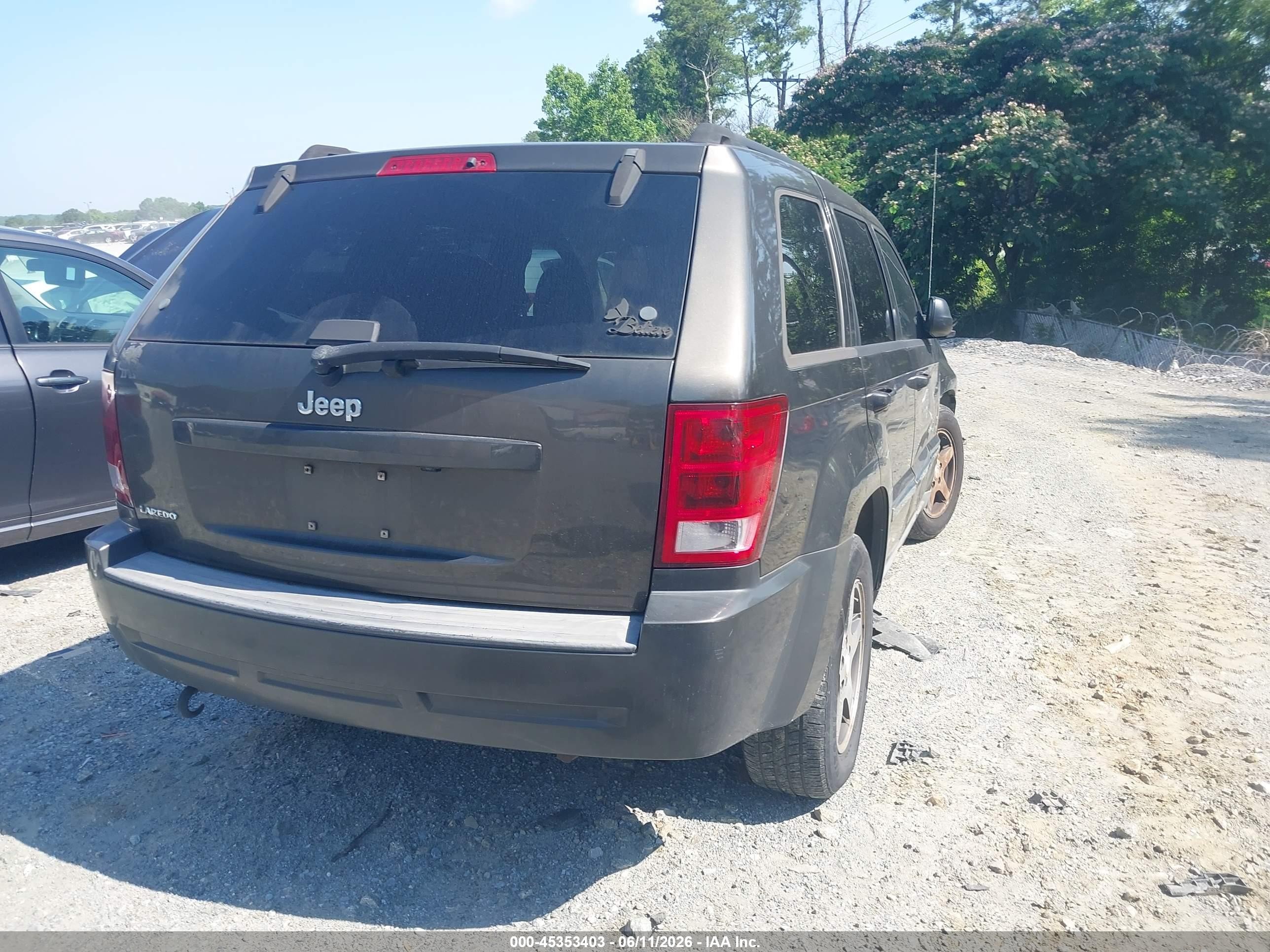 2006 Jeep Grand Cherokee Laredo Gray vin: 1J4GS48K16C351832