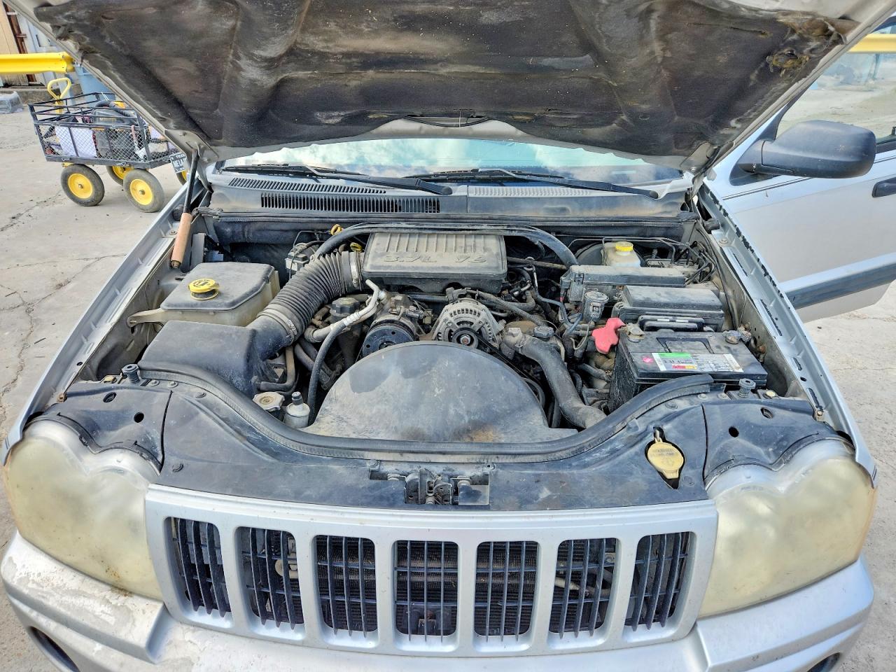 2005 Jeep Grand Cherokee Laredo Silver vin: 1J4GS48K25C689805