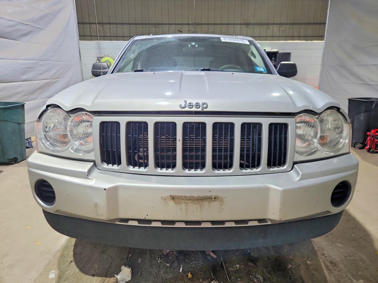2005 Jeep Grand Cherokee Laredo Silver vin: 1J4GS48K35C621271