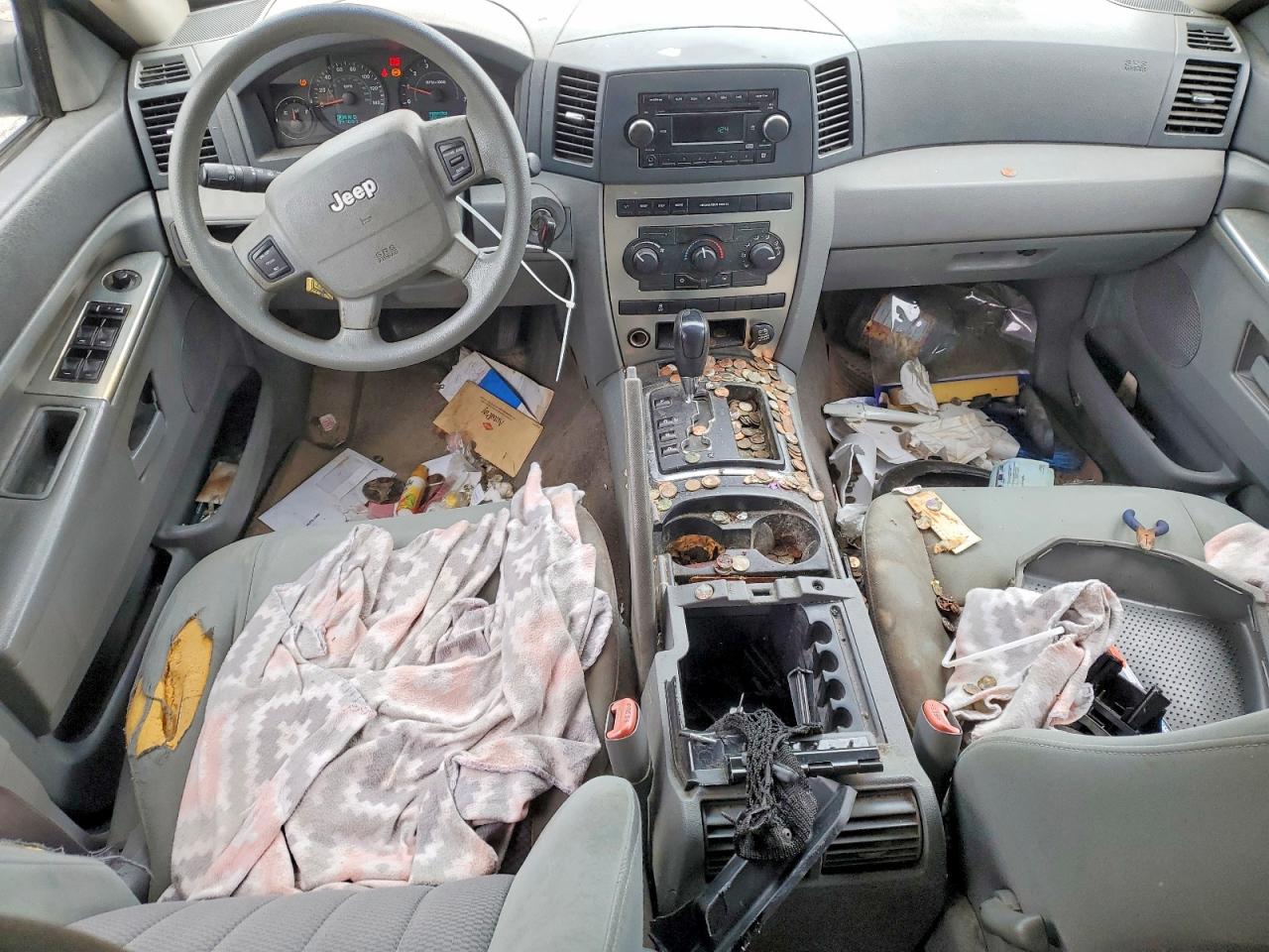 2006 Jeep Grand Cherokee Laredo White vin: 1J4GS48K36C241817