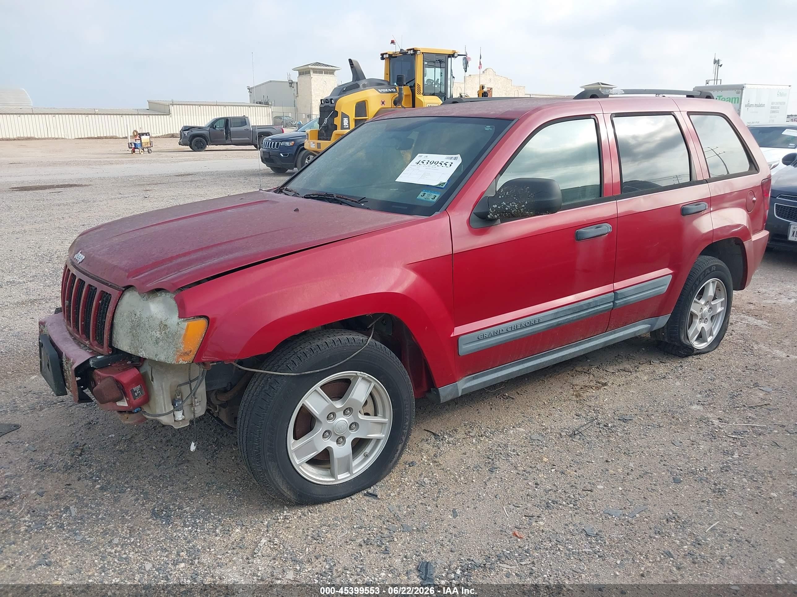 2005 Jeep Grand Cherokee Laredo Red vin: 1J4GS48K45C642887